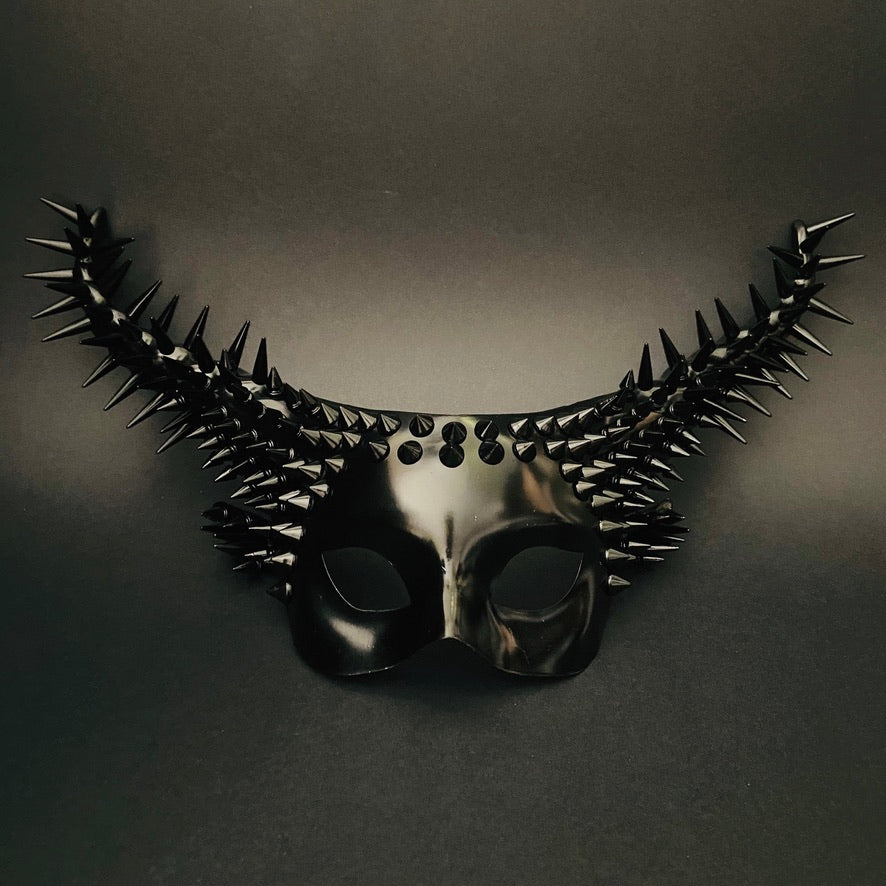 Spiked Wolf Couples Masks - Image 5