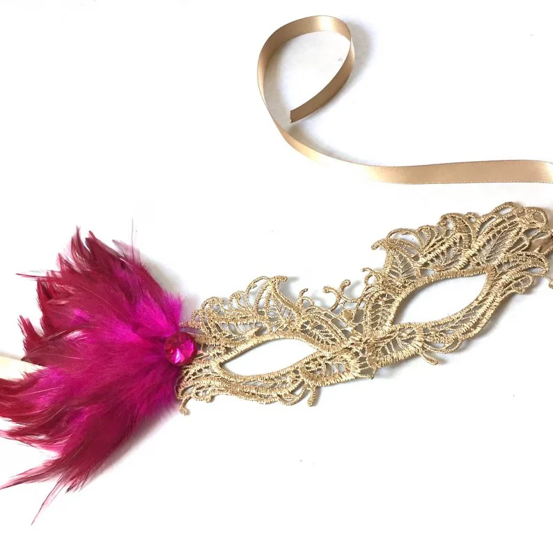 Aurielle – Gold Lace Pink Feather Mask - Image 2