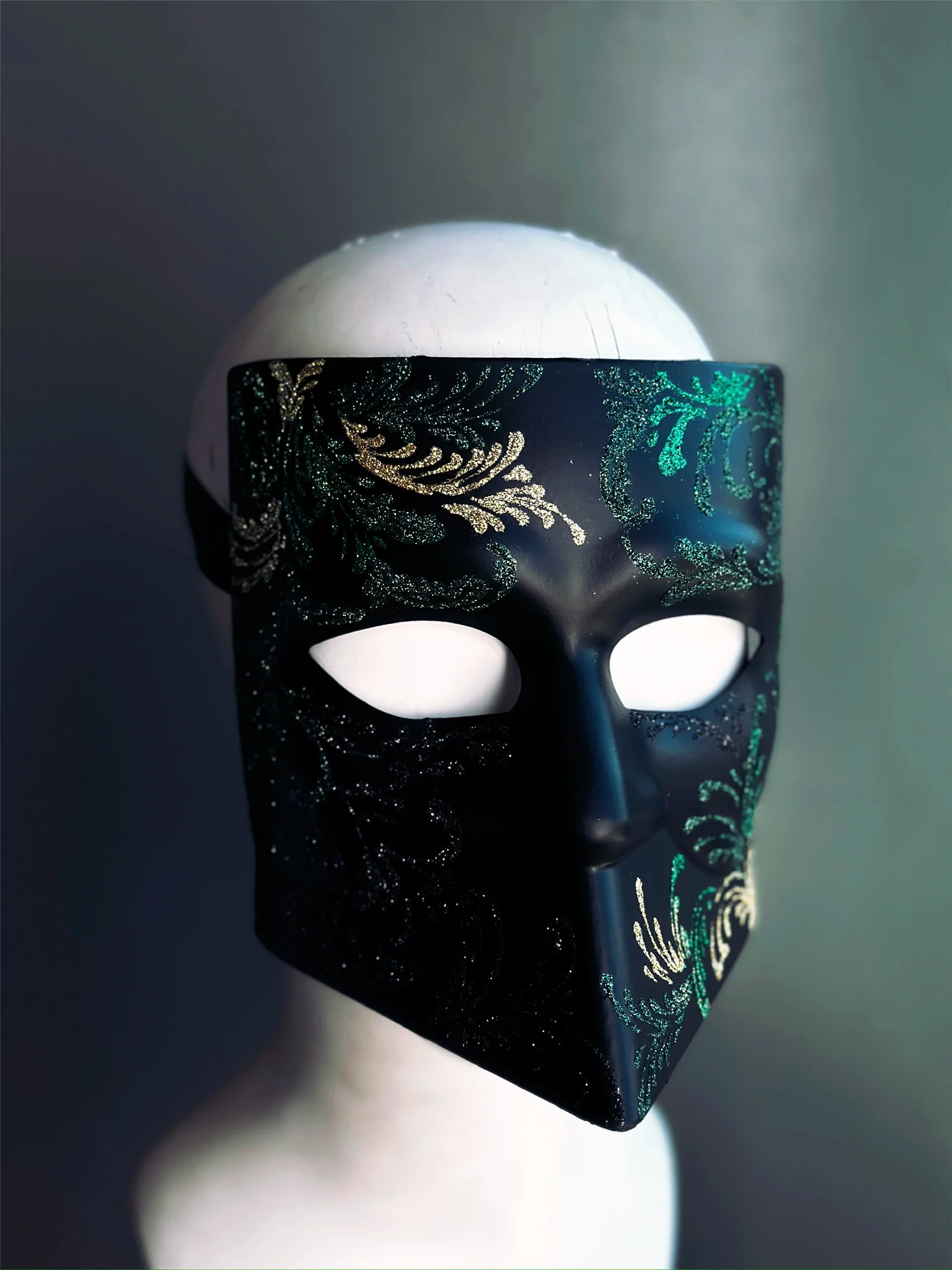 Bauta Mask - Green/Gold/Black - Image 3