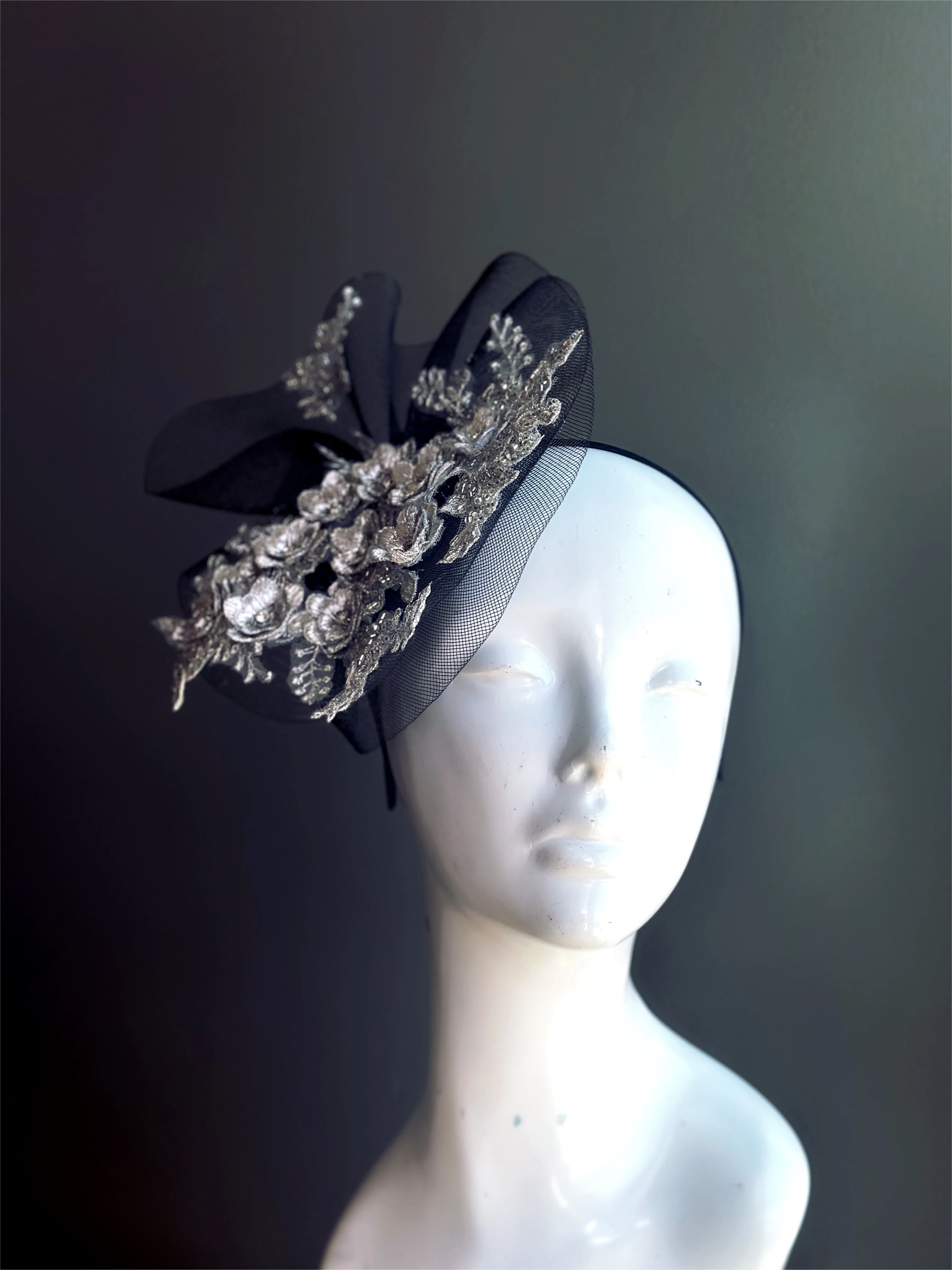 Noir Argent Fascinator - Image 2