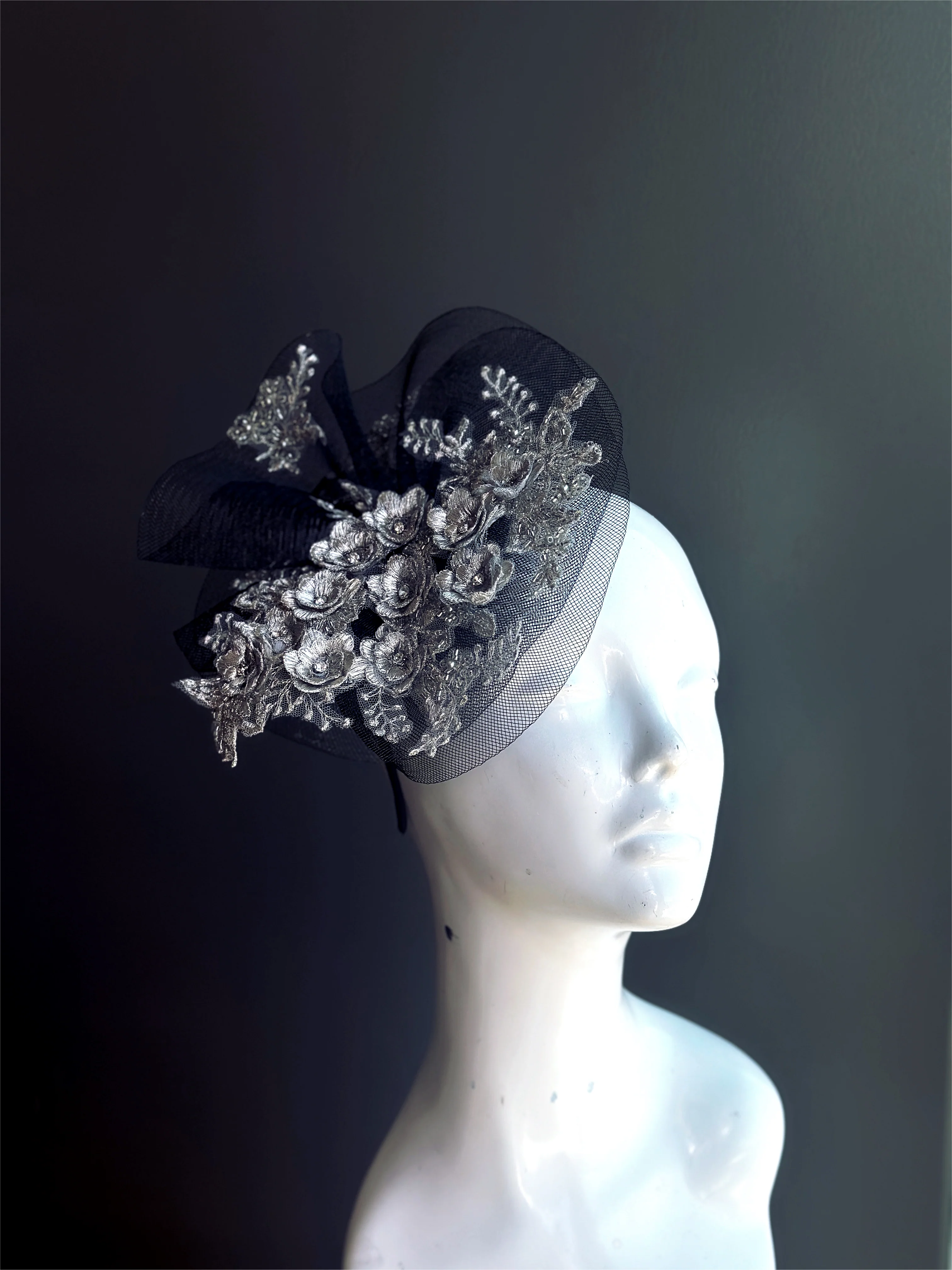 Noir Argent Fascinator - Image 5