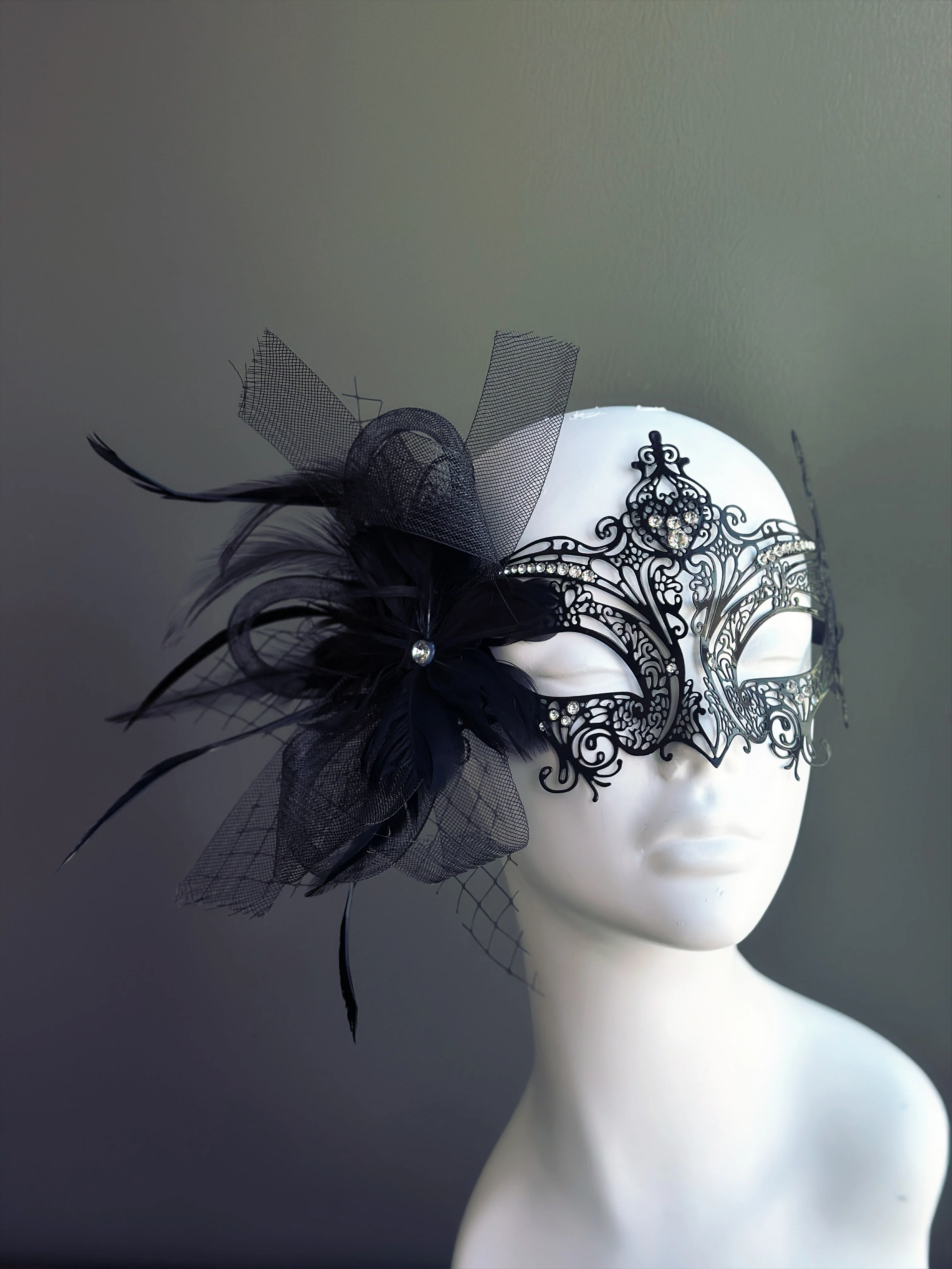 Gossip Black Metal Mask - Black Feather - Image 2