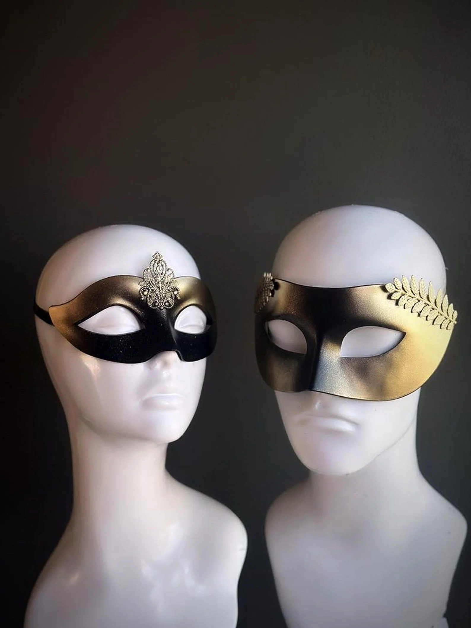 Eternal Reign – Black Gold Masks
