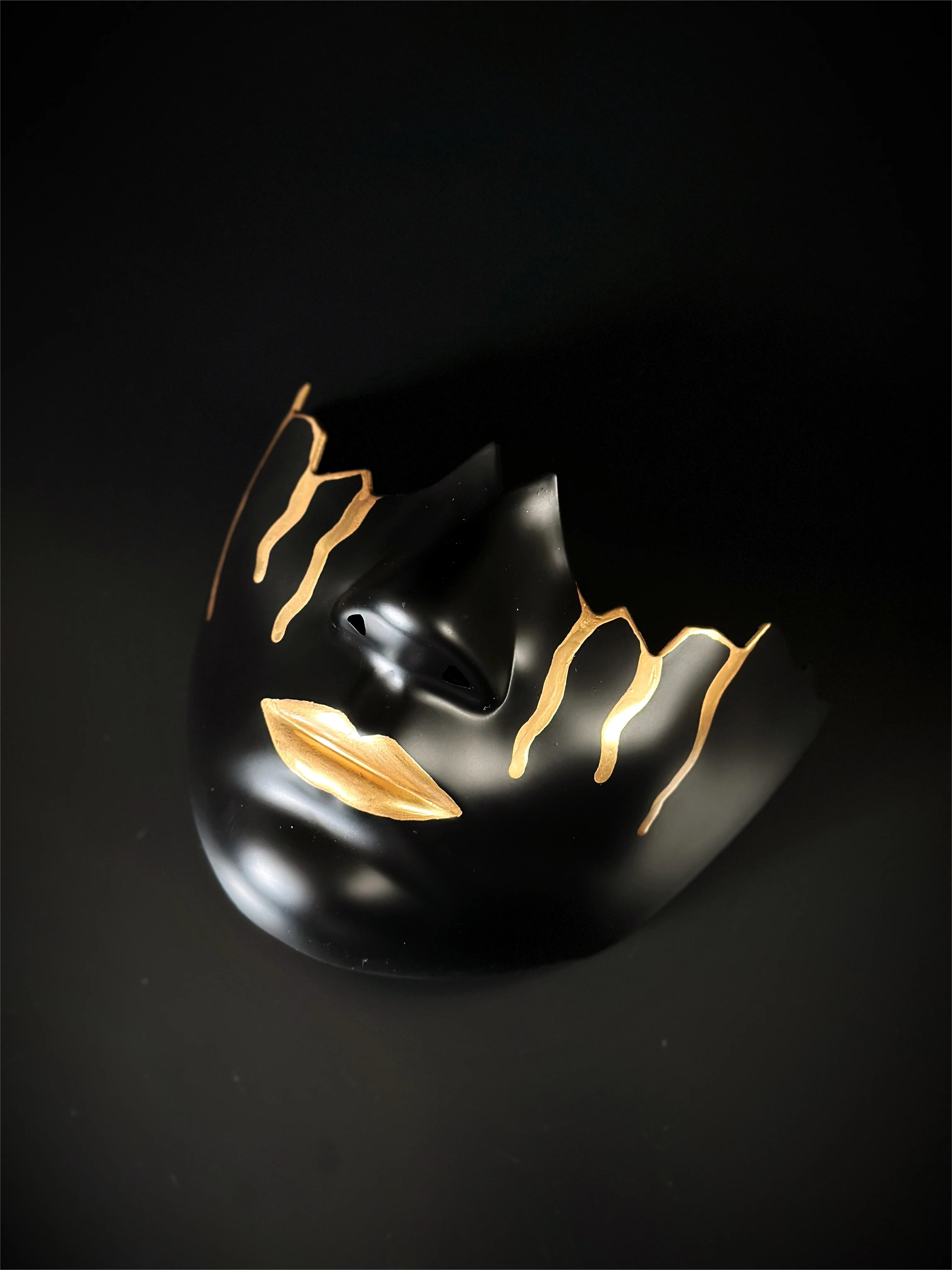 Mouthguard Mask - Gold Deco - Image 2
