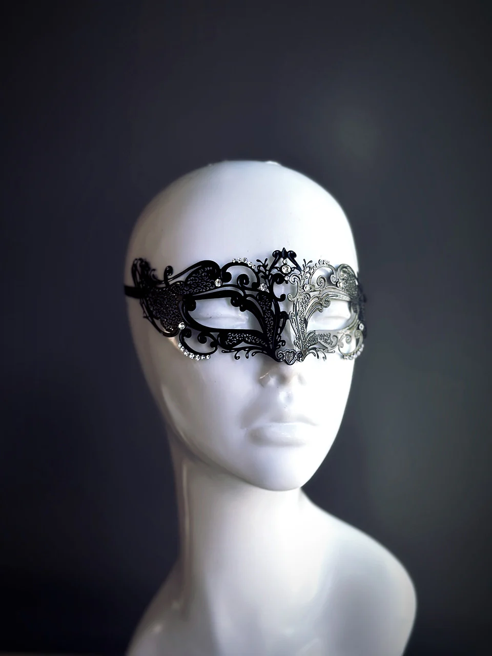 Kids Midnight Charm Mask - Ages 3+ - Image 2