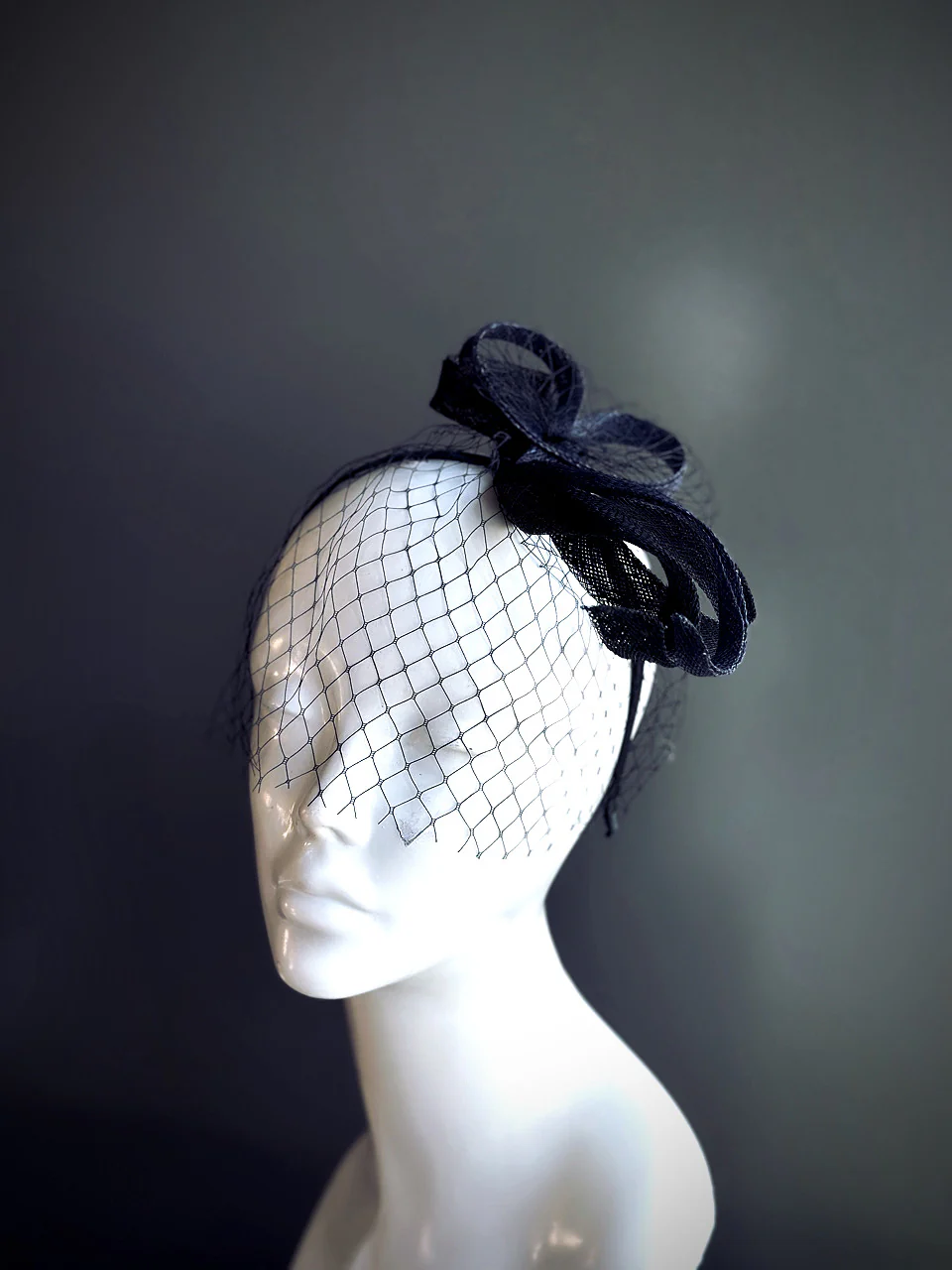 Noir Elegance Fascinator - Image 3