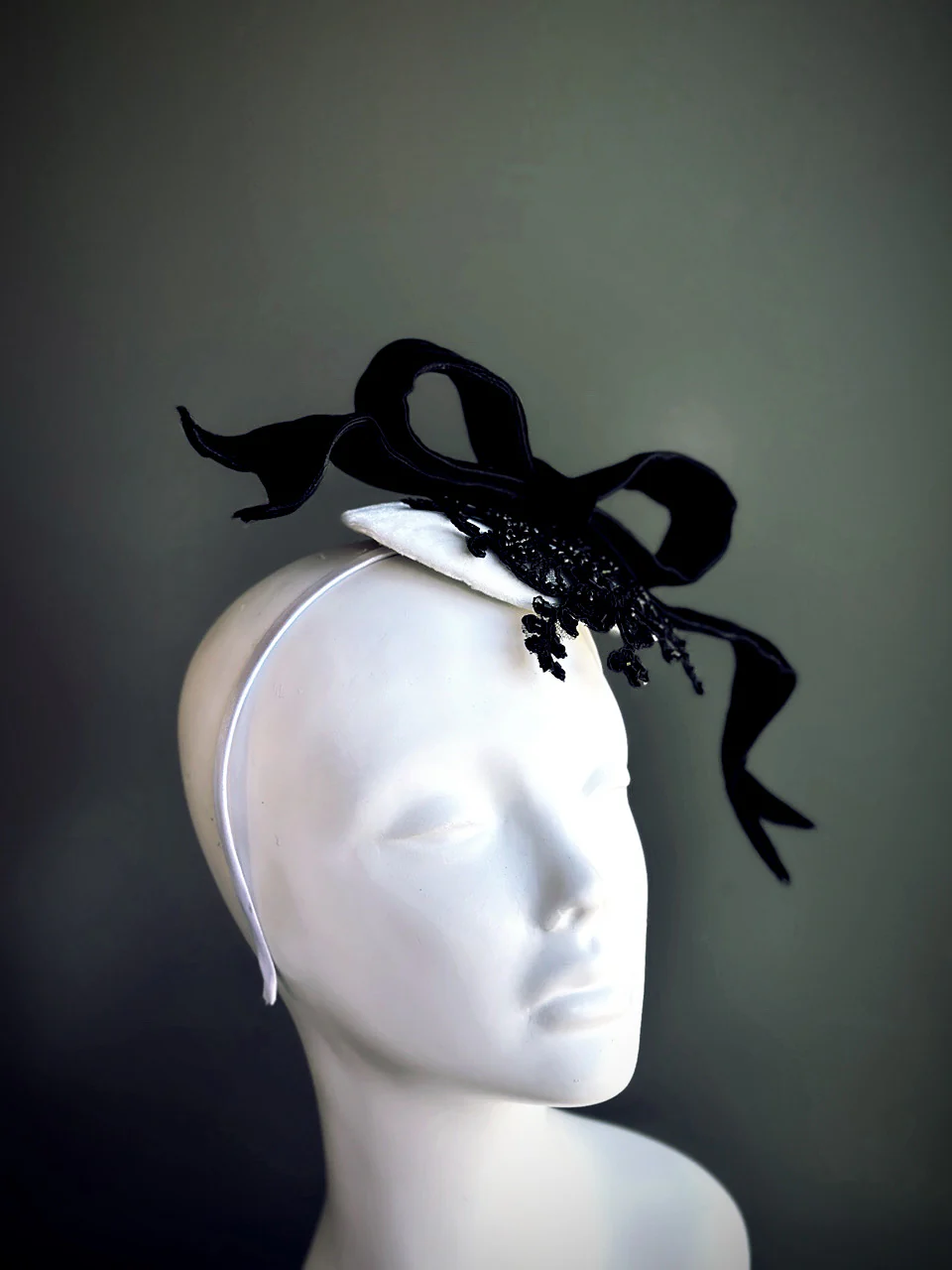 Tea Party Fascinator Hat – Black and White - Image 3