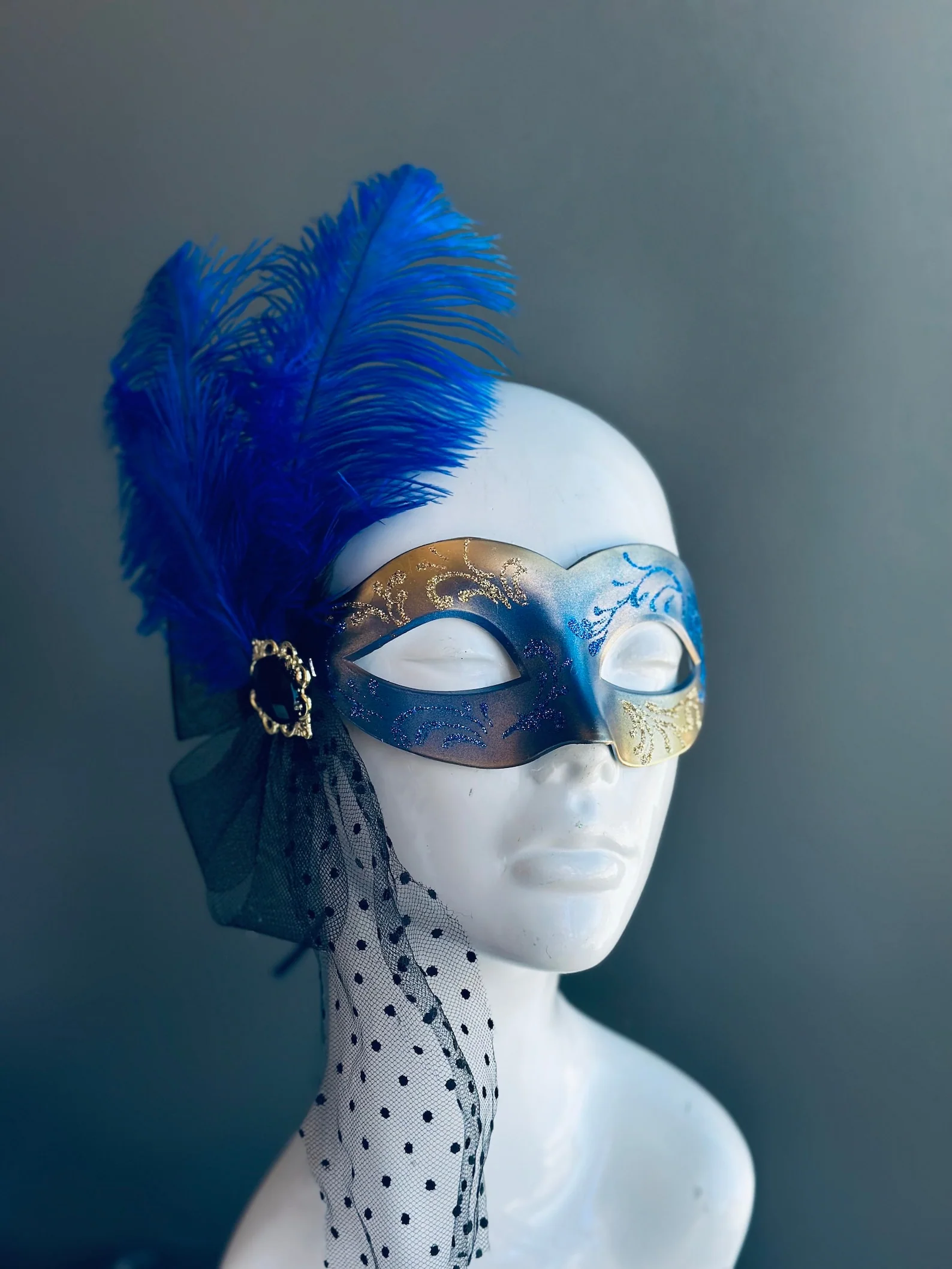 Royal Soirée – Blue Gold Set - Image 3