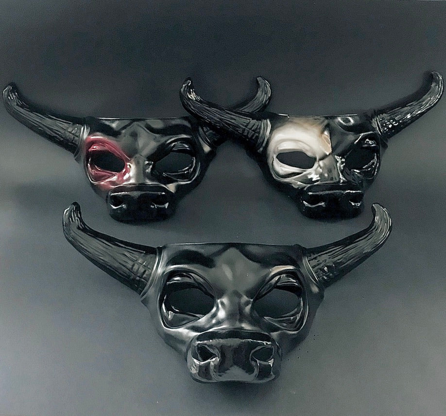 Bull Horn Animal Mask - Black