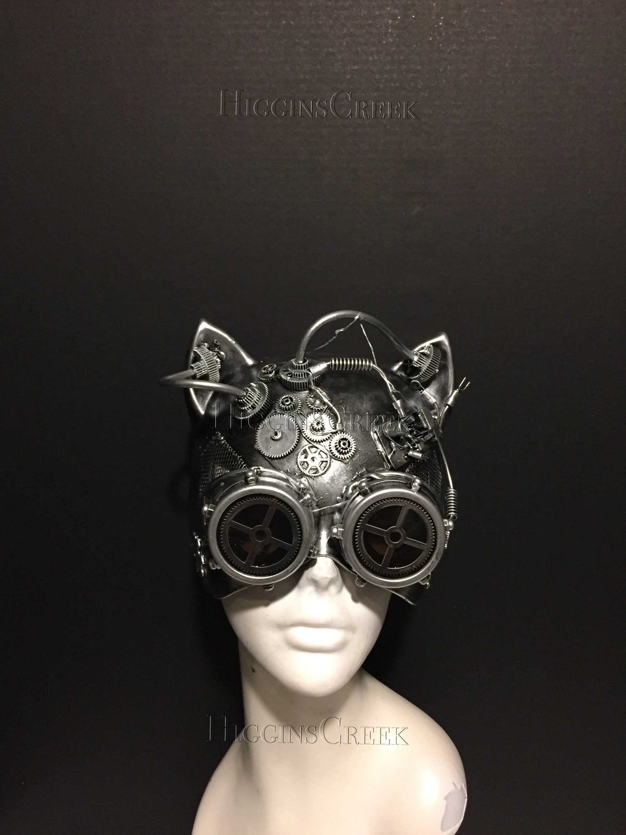 Steampunk Cat - LED Lights - Image 5
