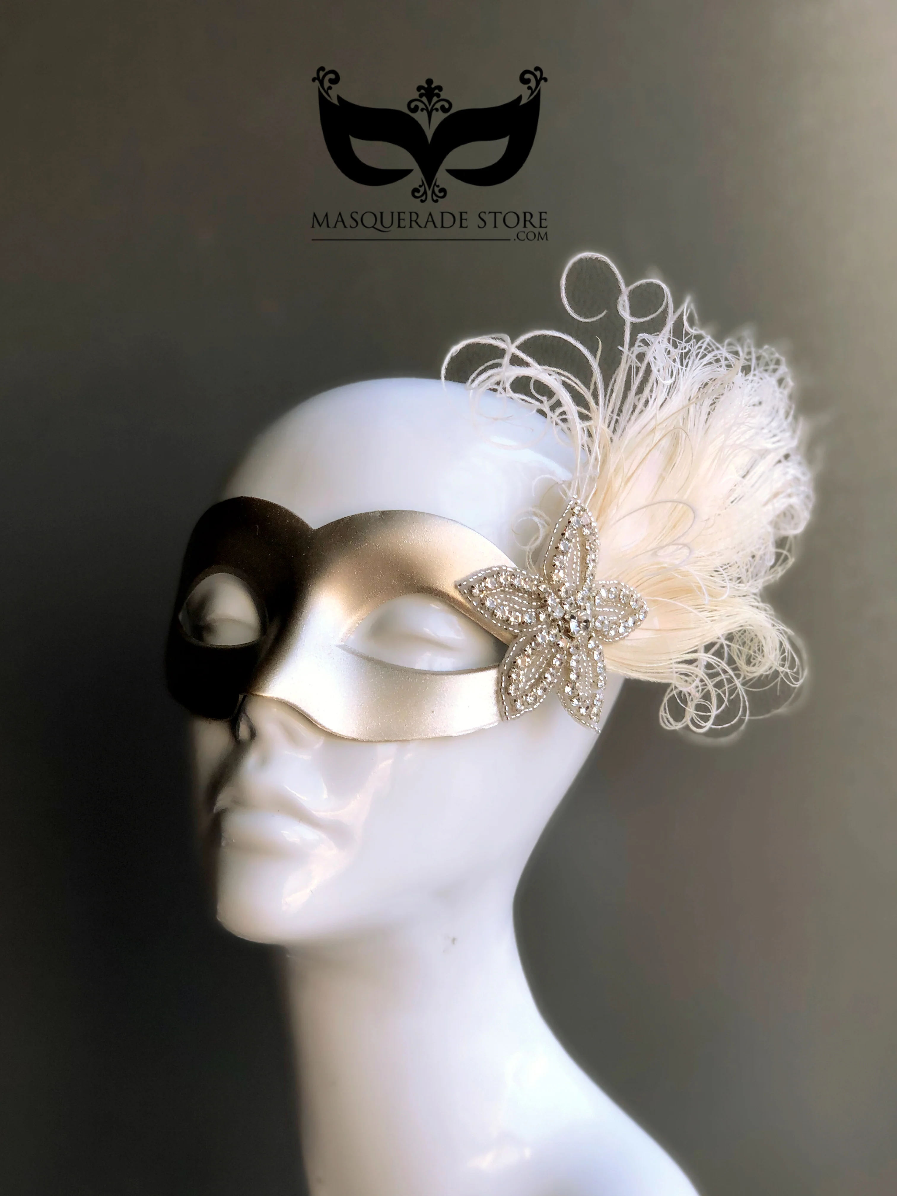 The Grace Mask - Cream Feathers - Image 5