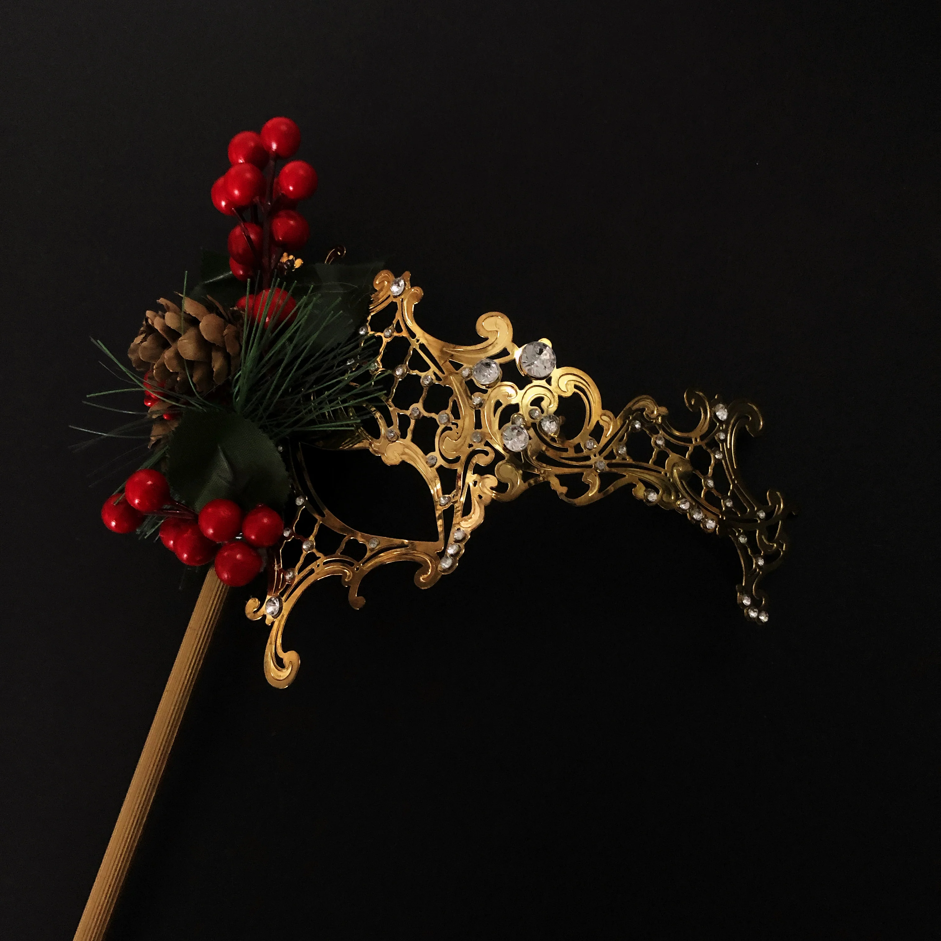 Yuletide Bloom - Gold Holiday Mask - Image 2