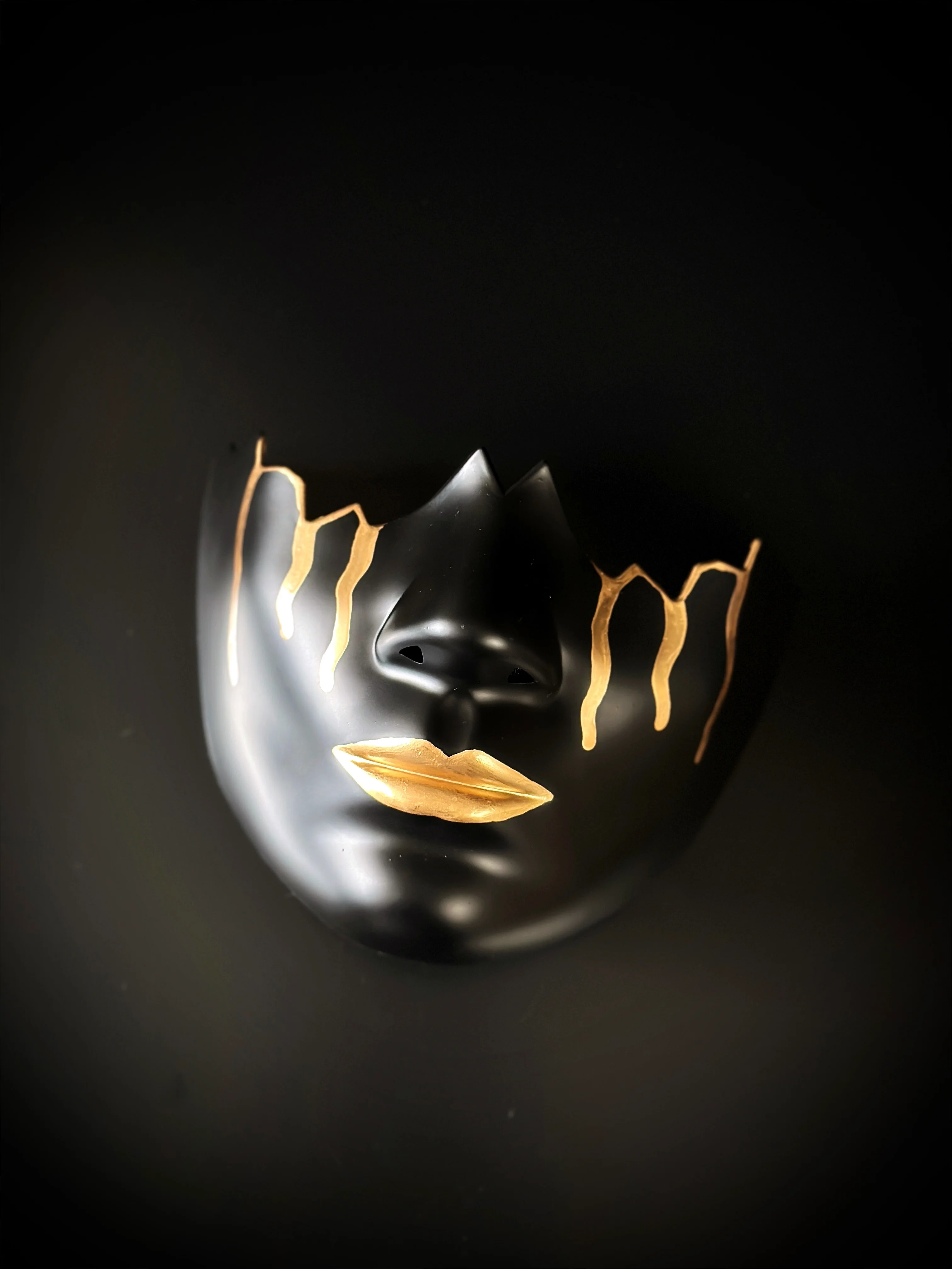 Mouthguard Mask Set - Black White Gold - Image 4