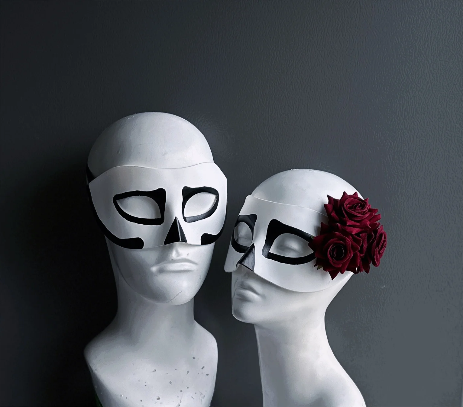 Rosy Skull - Dia de los Muertos Couples Masks