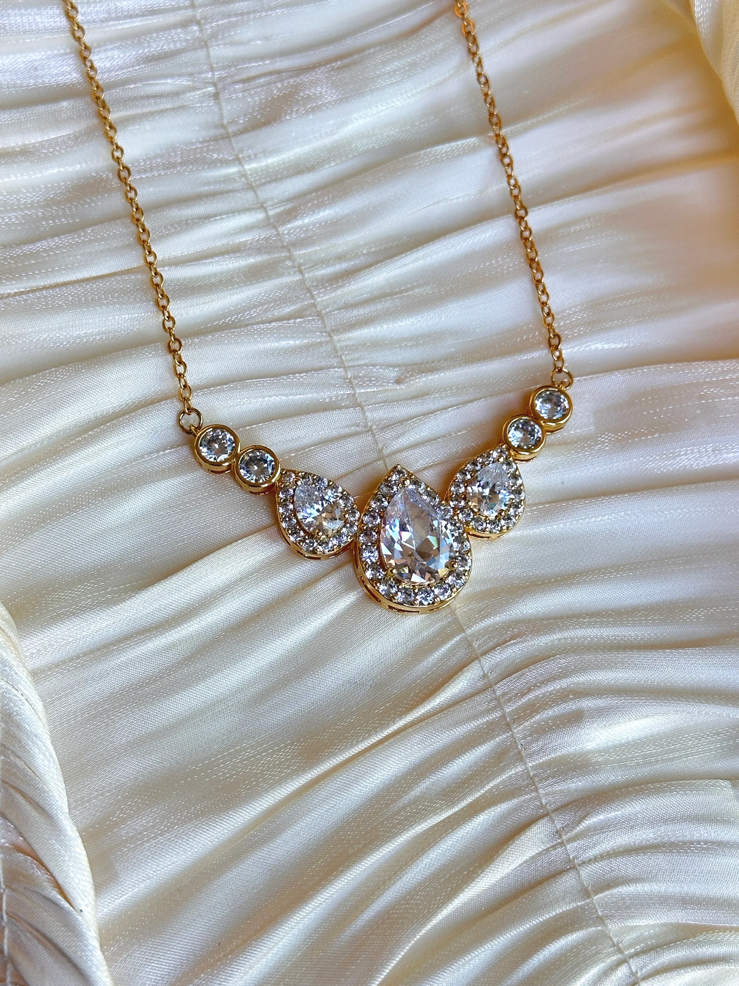 ELYSIAN - NECKLACE (GOLD)