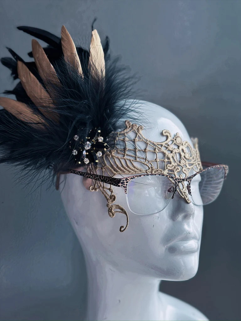 Eyeglass Mask - Golden Enchantress