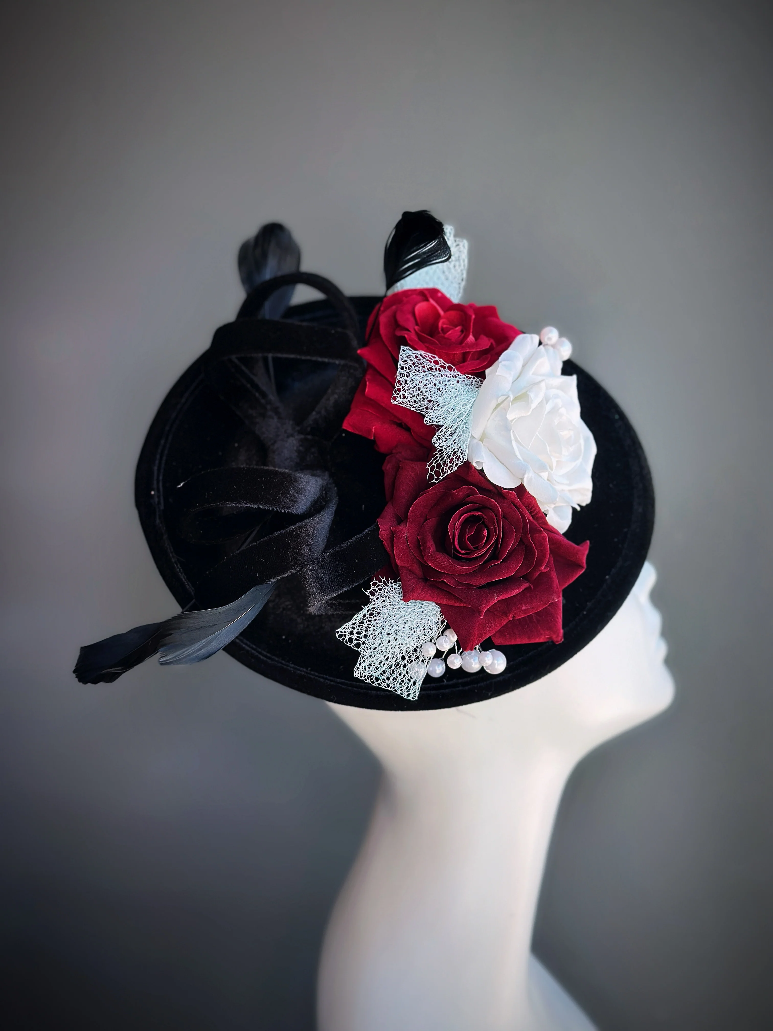 Vintage Rose Fascinator Hat - Black Red - Image 3