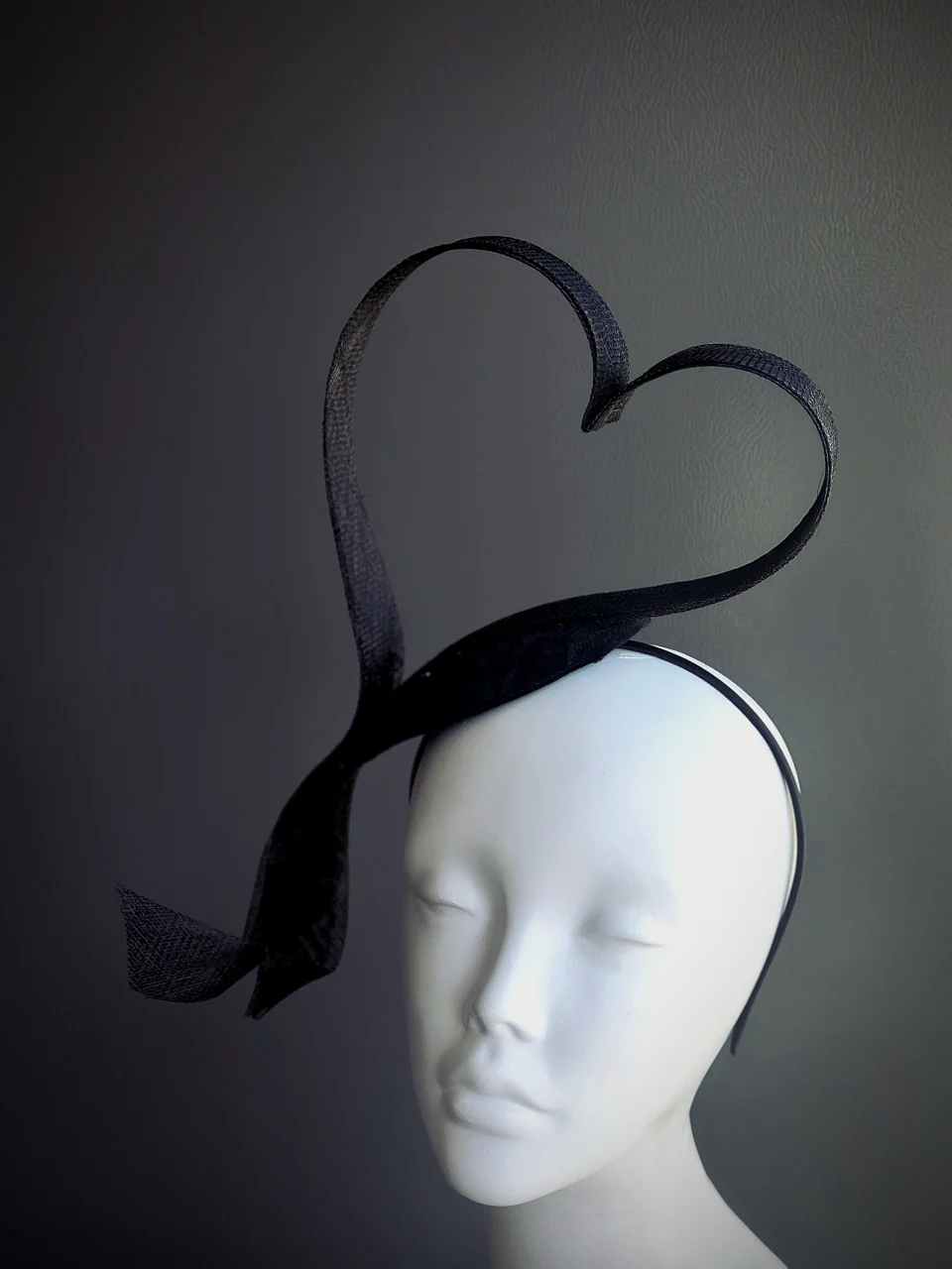 Tea Party Fascinator - Black Heart - Image 2