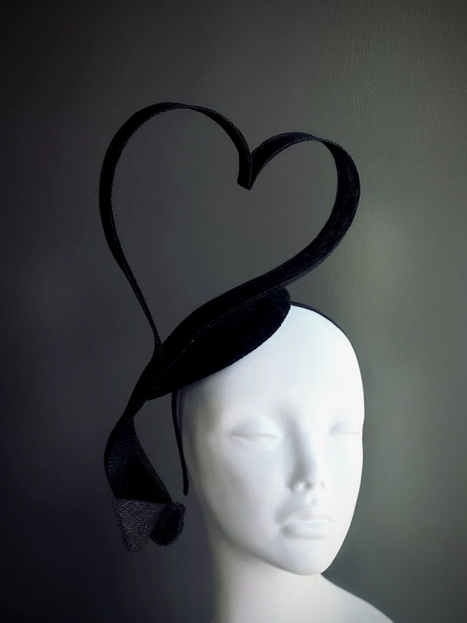 Tea Party Fascinator - Black Heart - Image 6