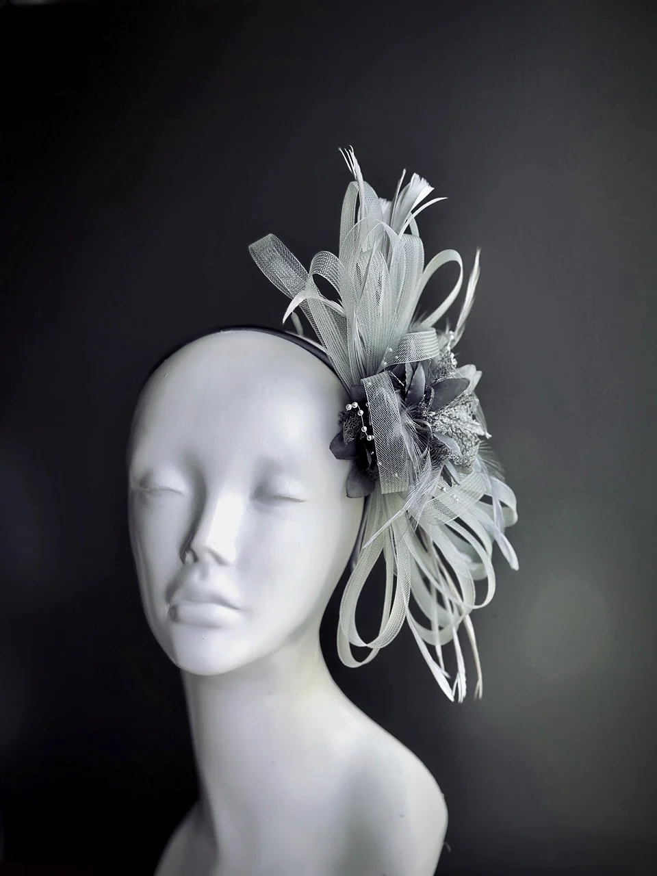 Feather Tulle Hairpiece - Light Gray
