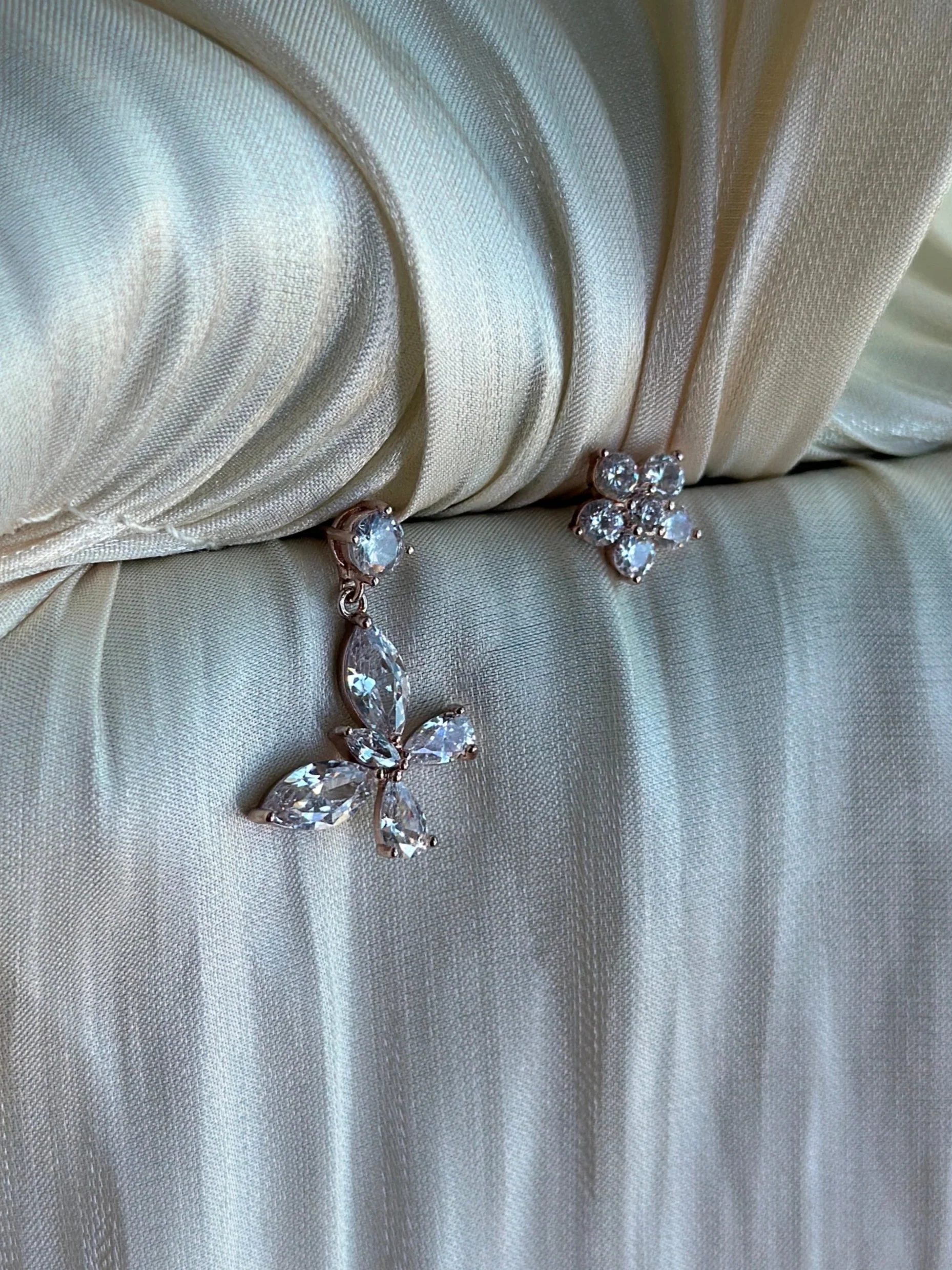 Flutter Dusk - Earrings (Rose Gold)
