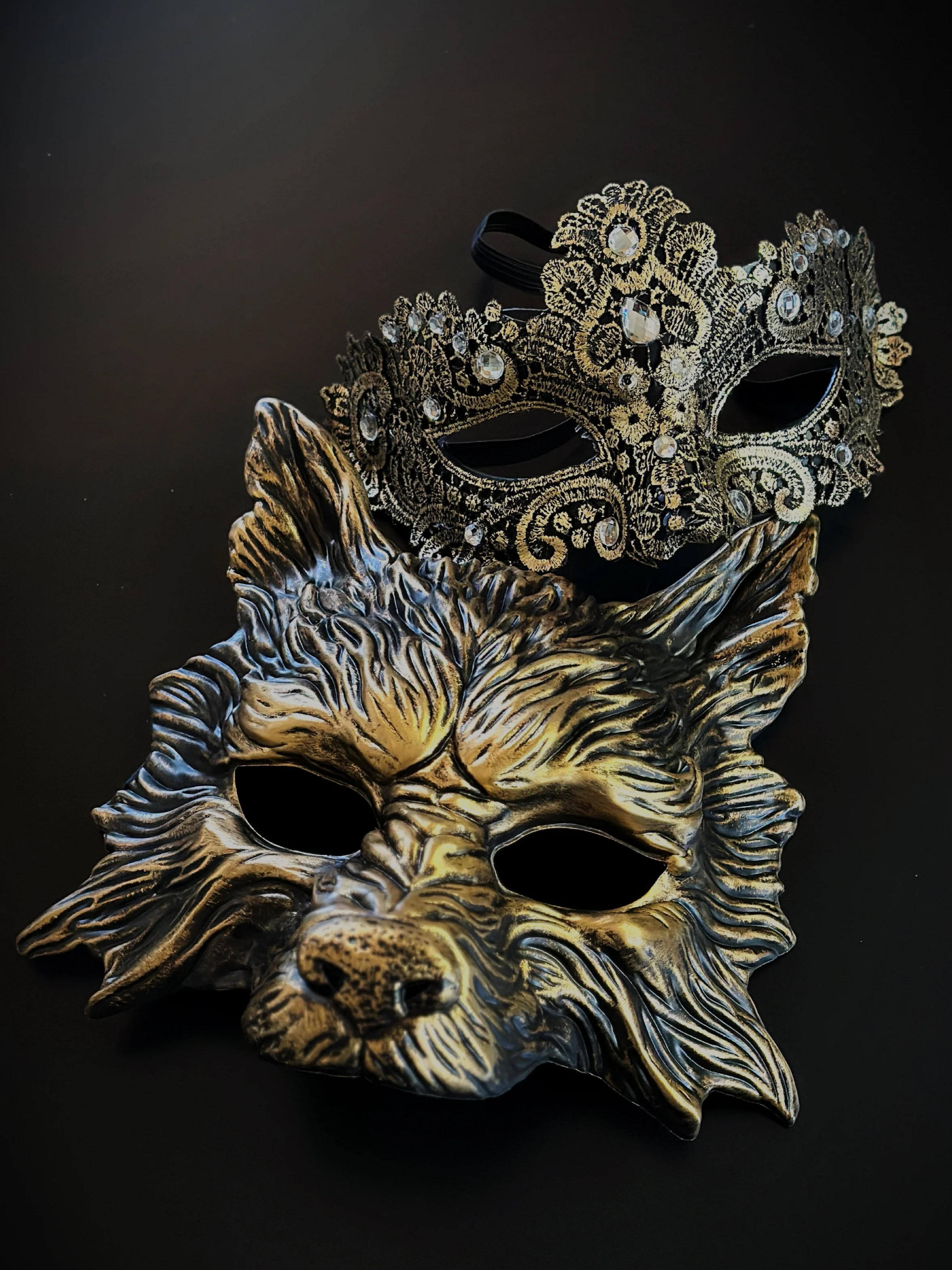 Gilded Fang Pair - Gold - Image 2