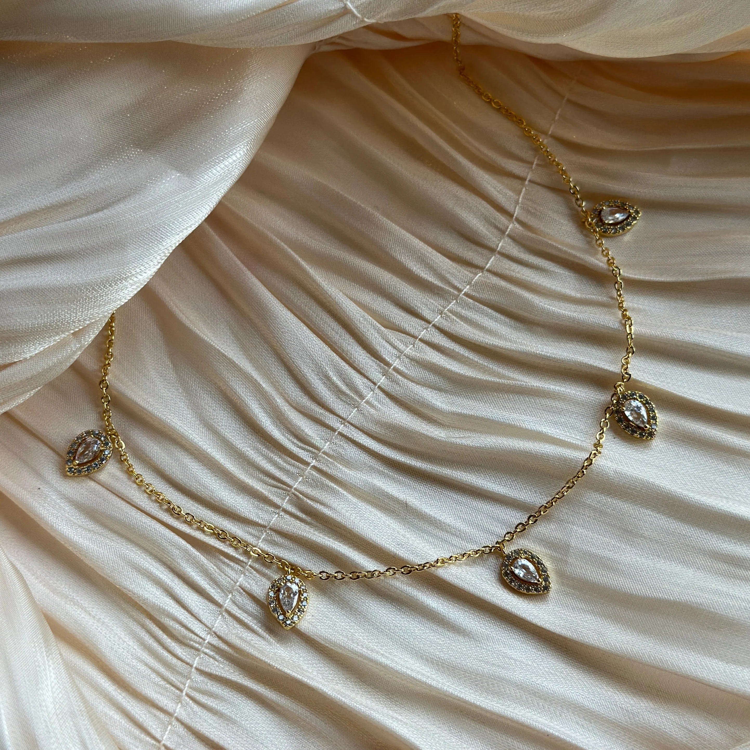 Lunelle - Necklace (Gold) - Image 2