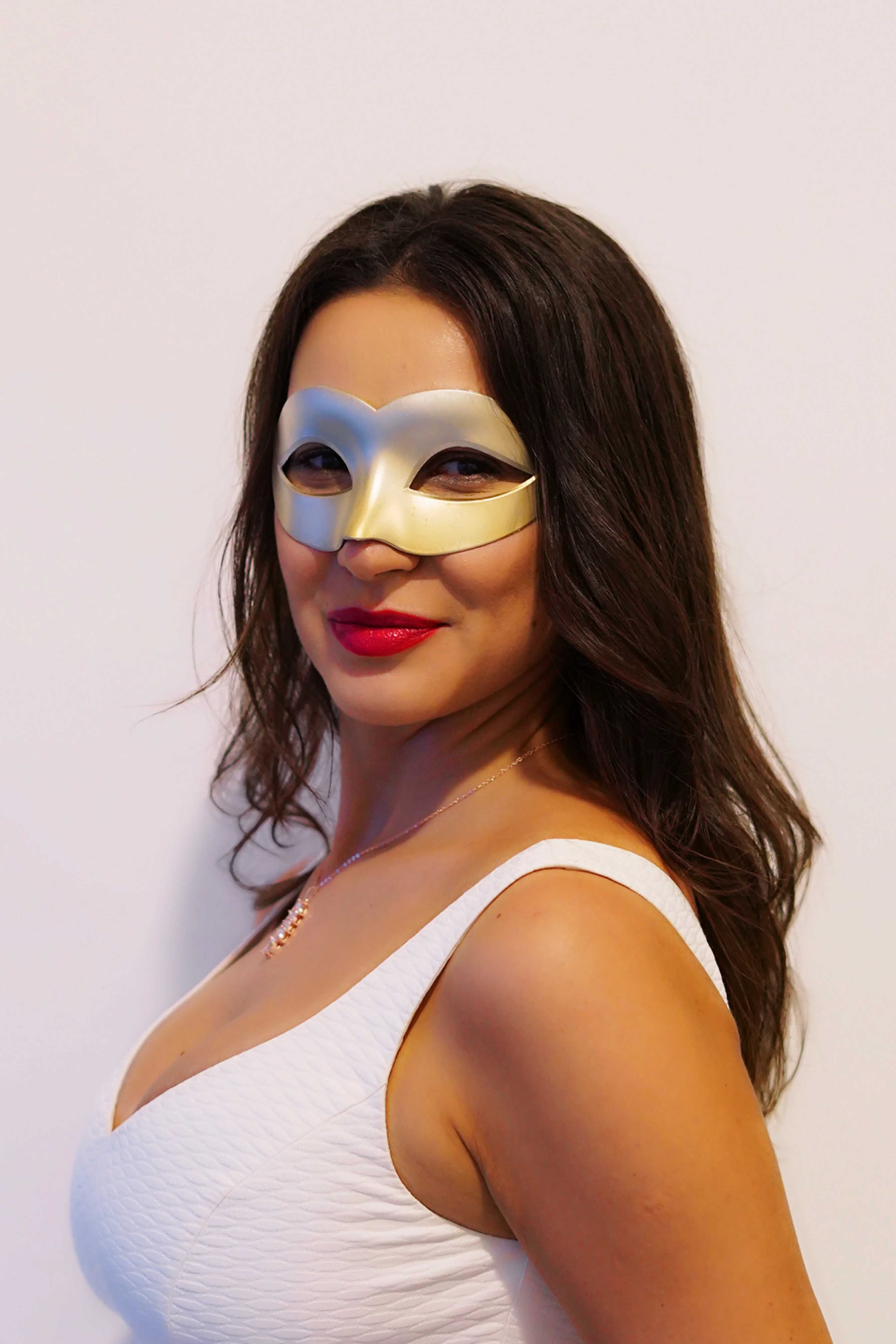Venetian Eye Mask - Gold - Image 3
