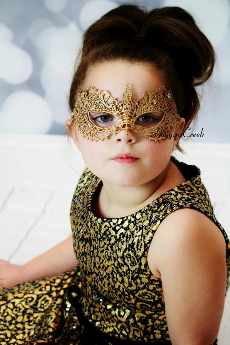 Golden Grace – Kids Lace Masquerade Mask - Image 2