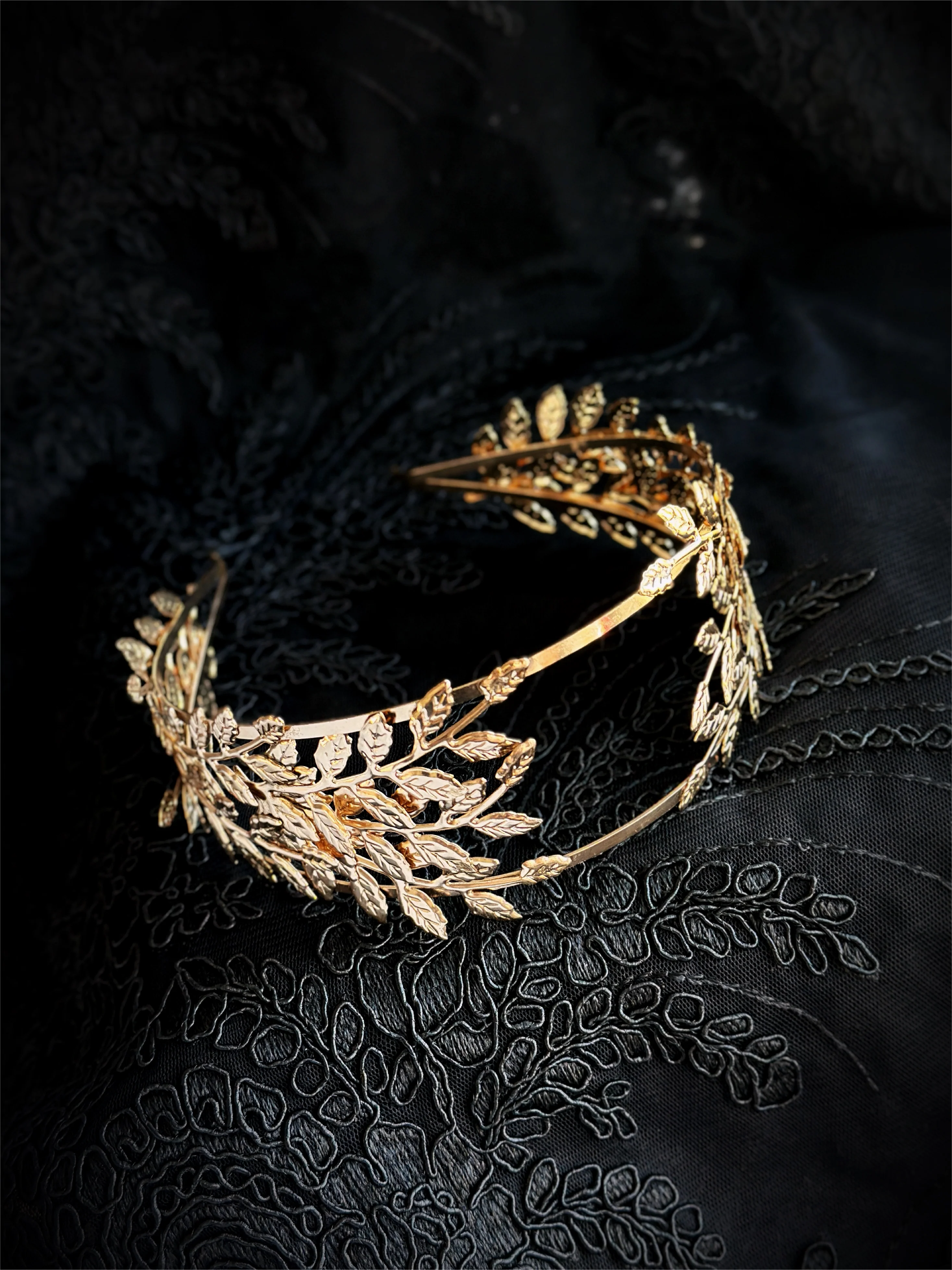 Greek Laurel Headband - Gold - Image 3