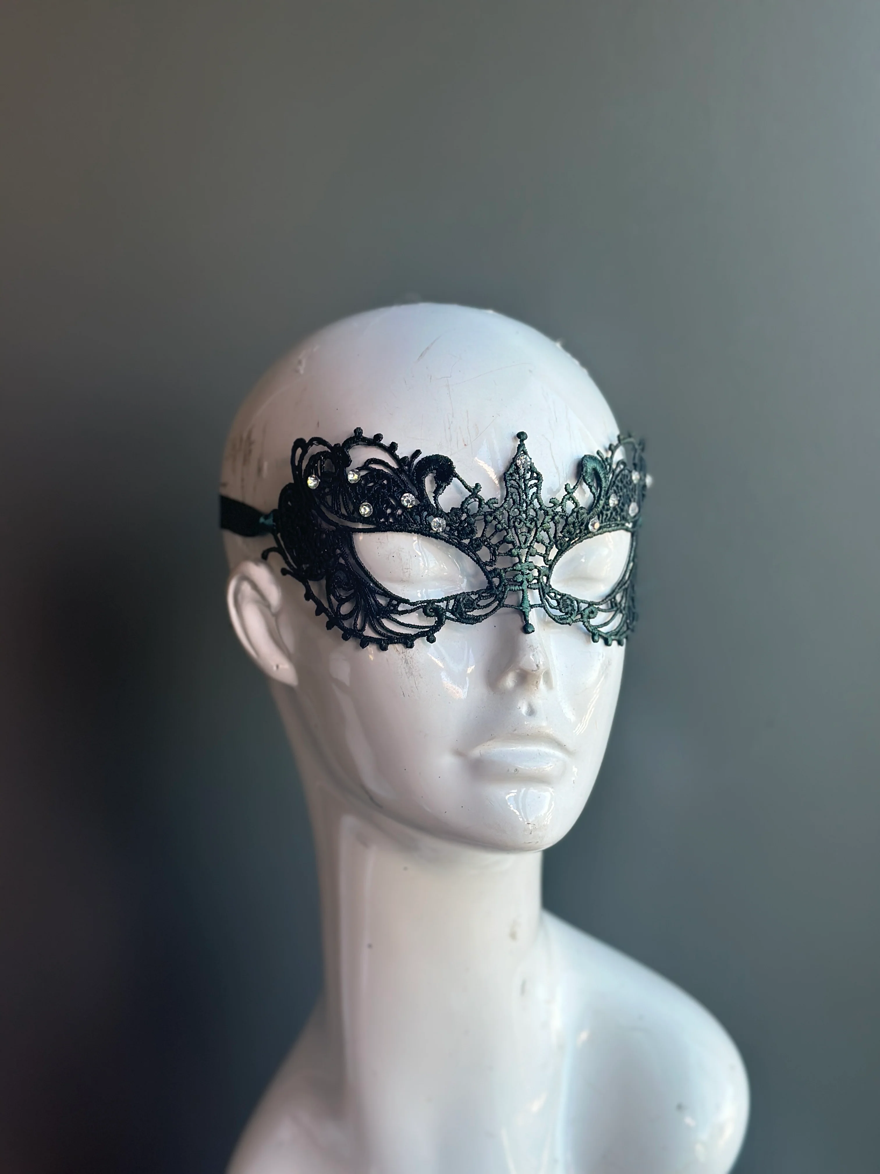 Ana Lace Mask - Green - Image 2