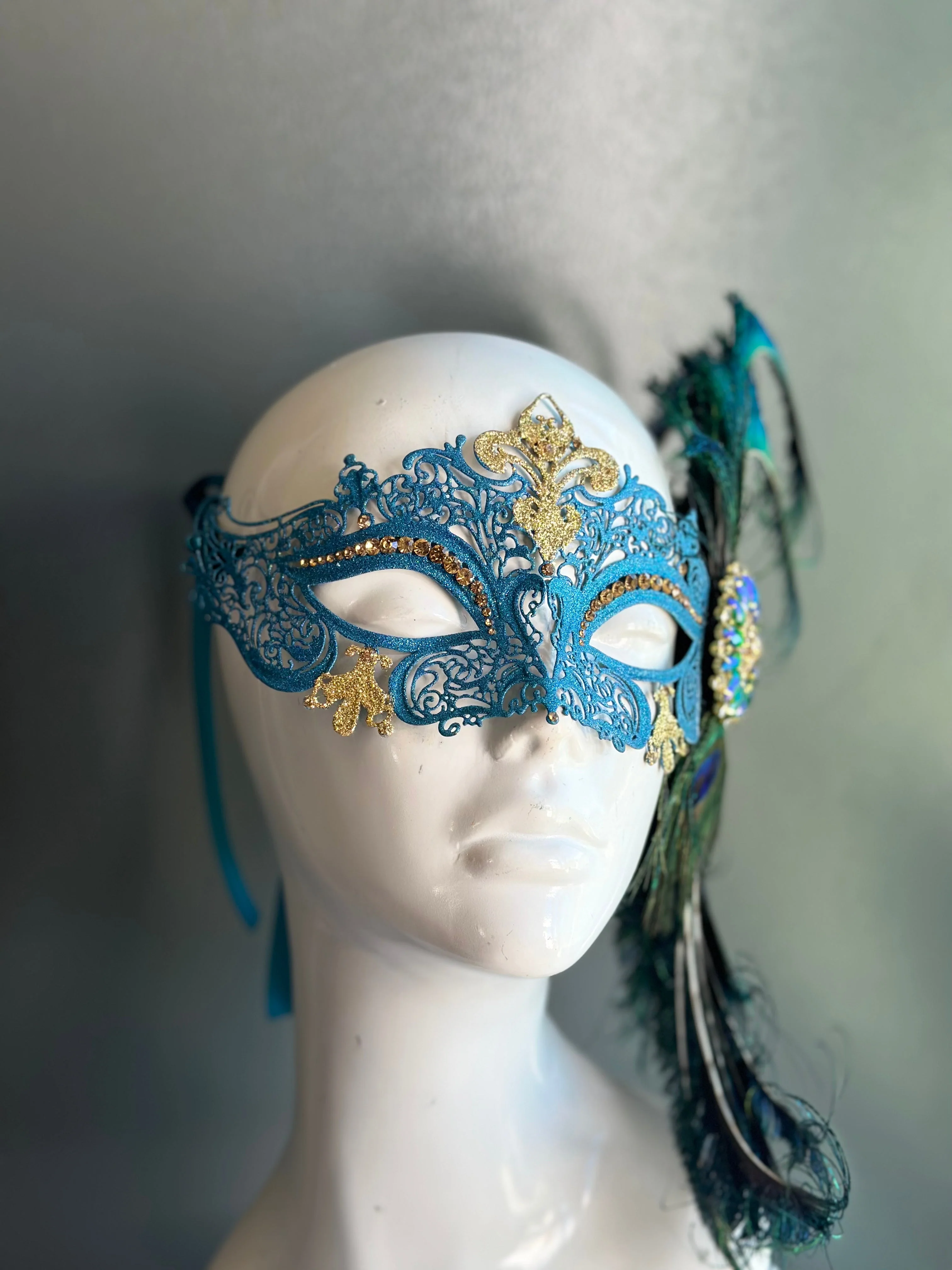 Turquoise Goddess Mask - Peacock feathers - Image 3