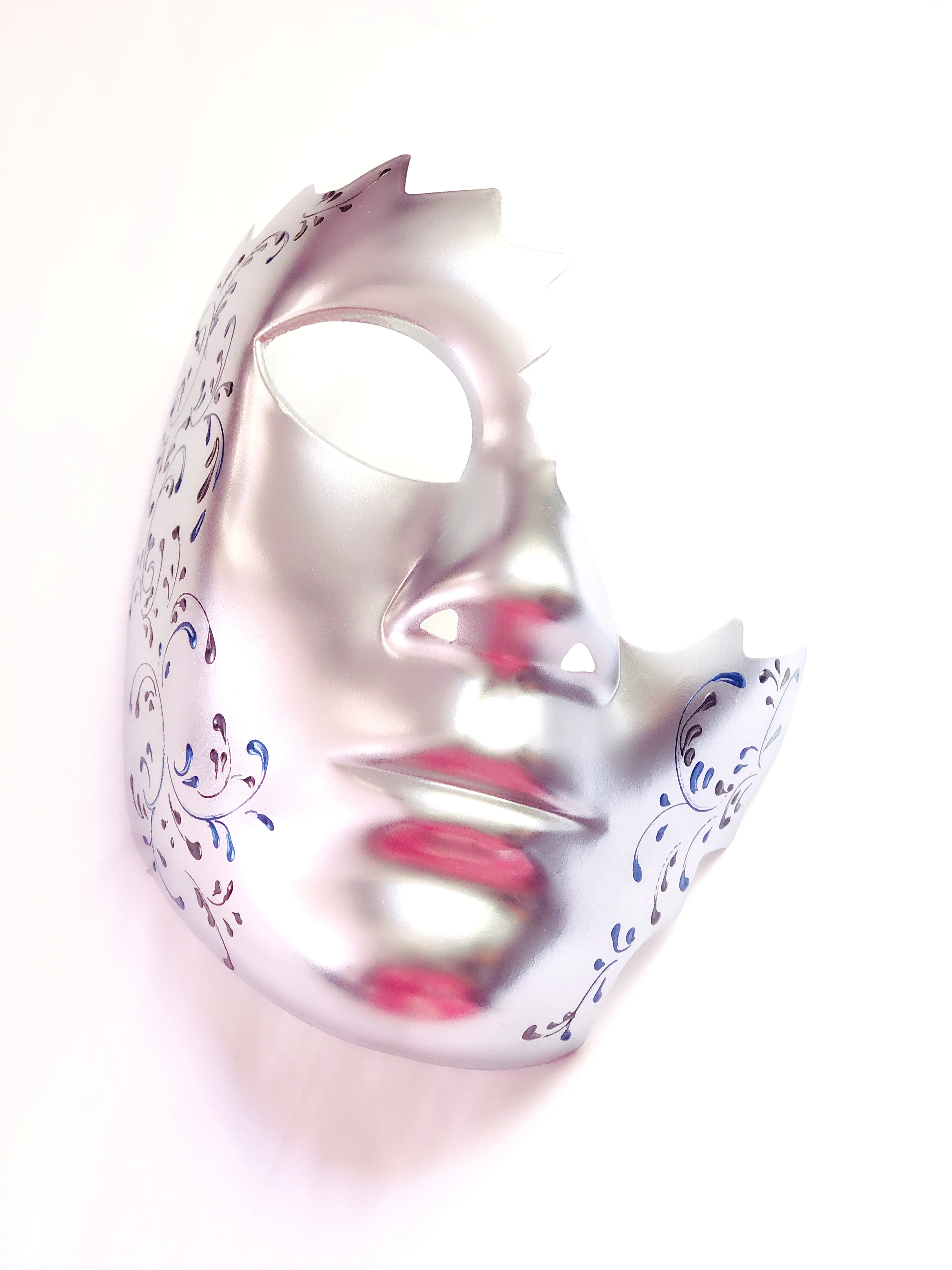Half Face Men’s Silver Mask with Blue Filigree - Image 2