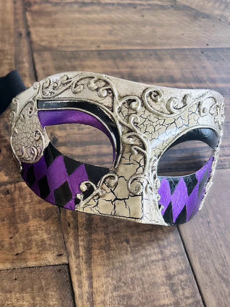 Harlequin Mask - Silver/Purple