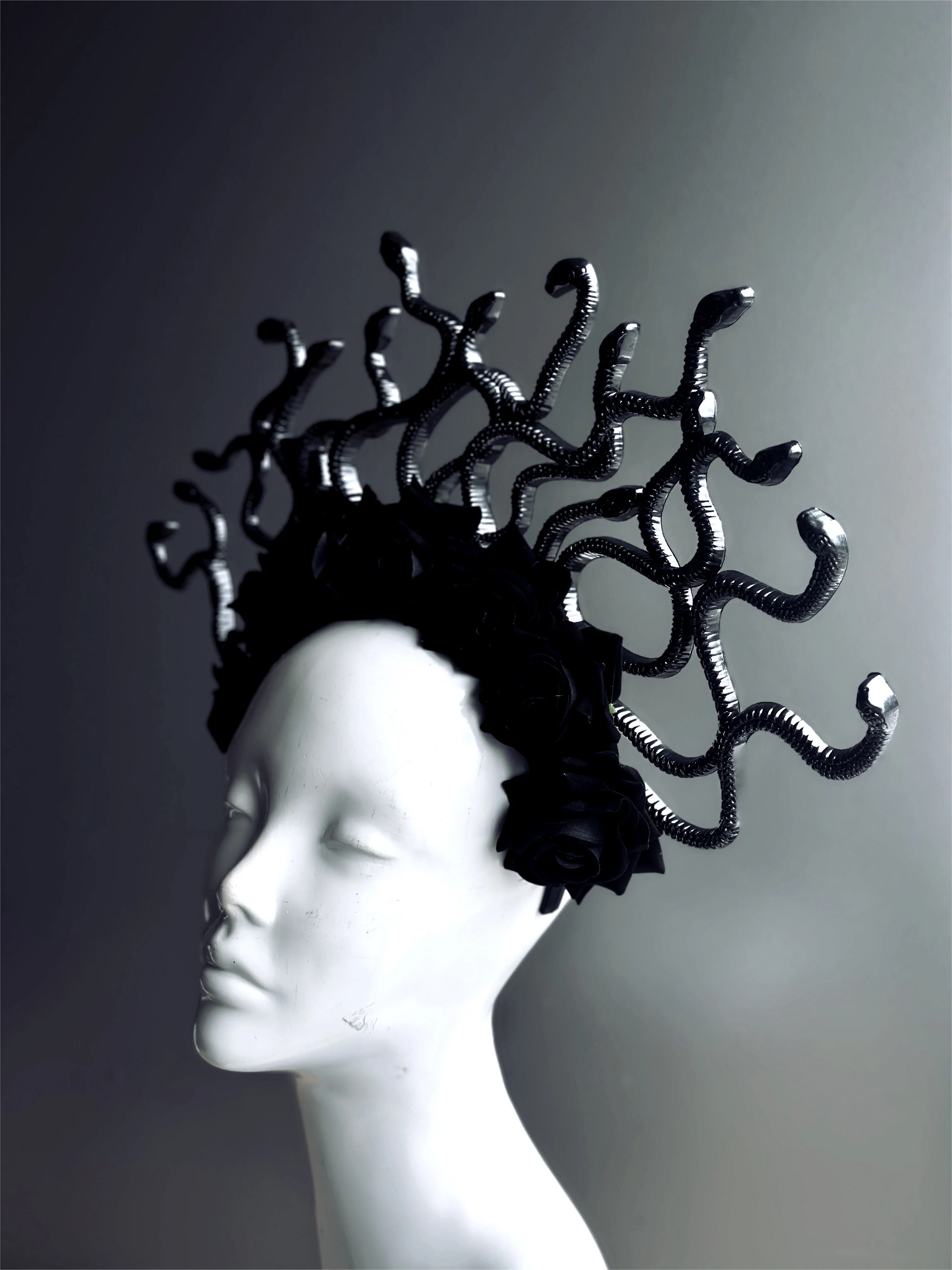 Medusa Snakes With Roses - Black - Image 6