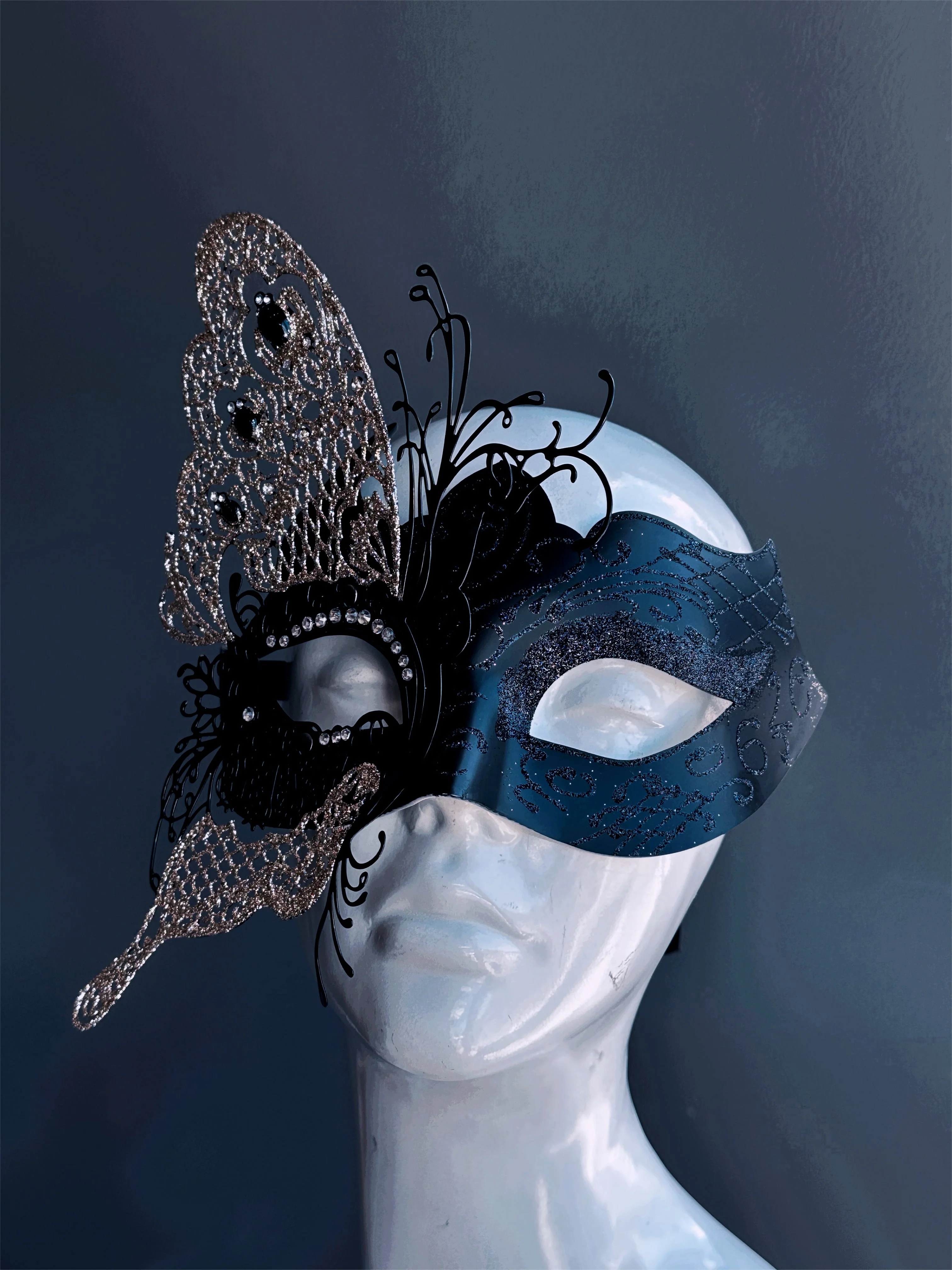 Luxury Butterfly Mask - Black/Silver - Image 2