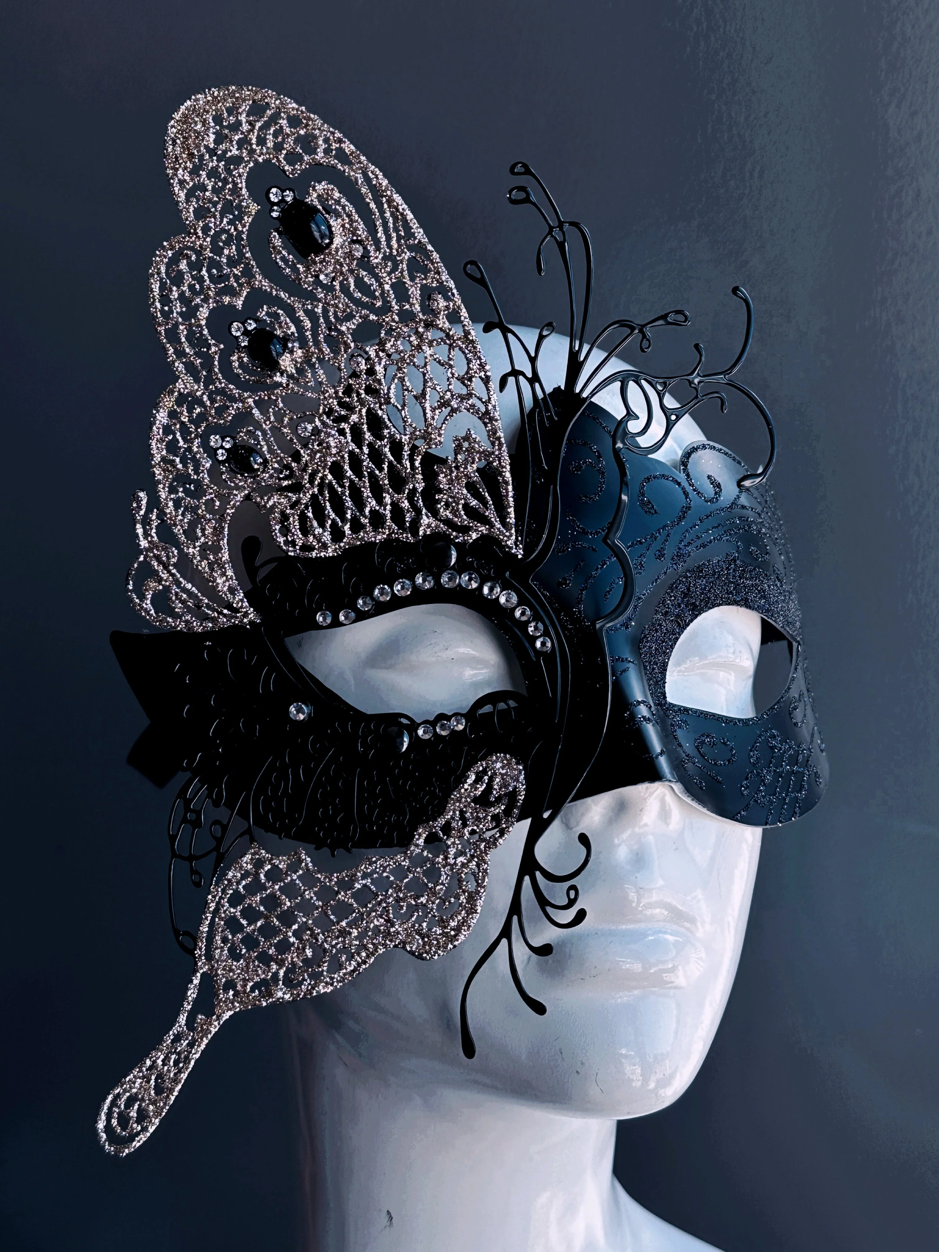 Luxury Butterfly Mask - Black/Silver - Image 3