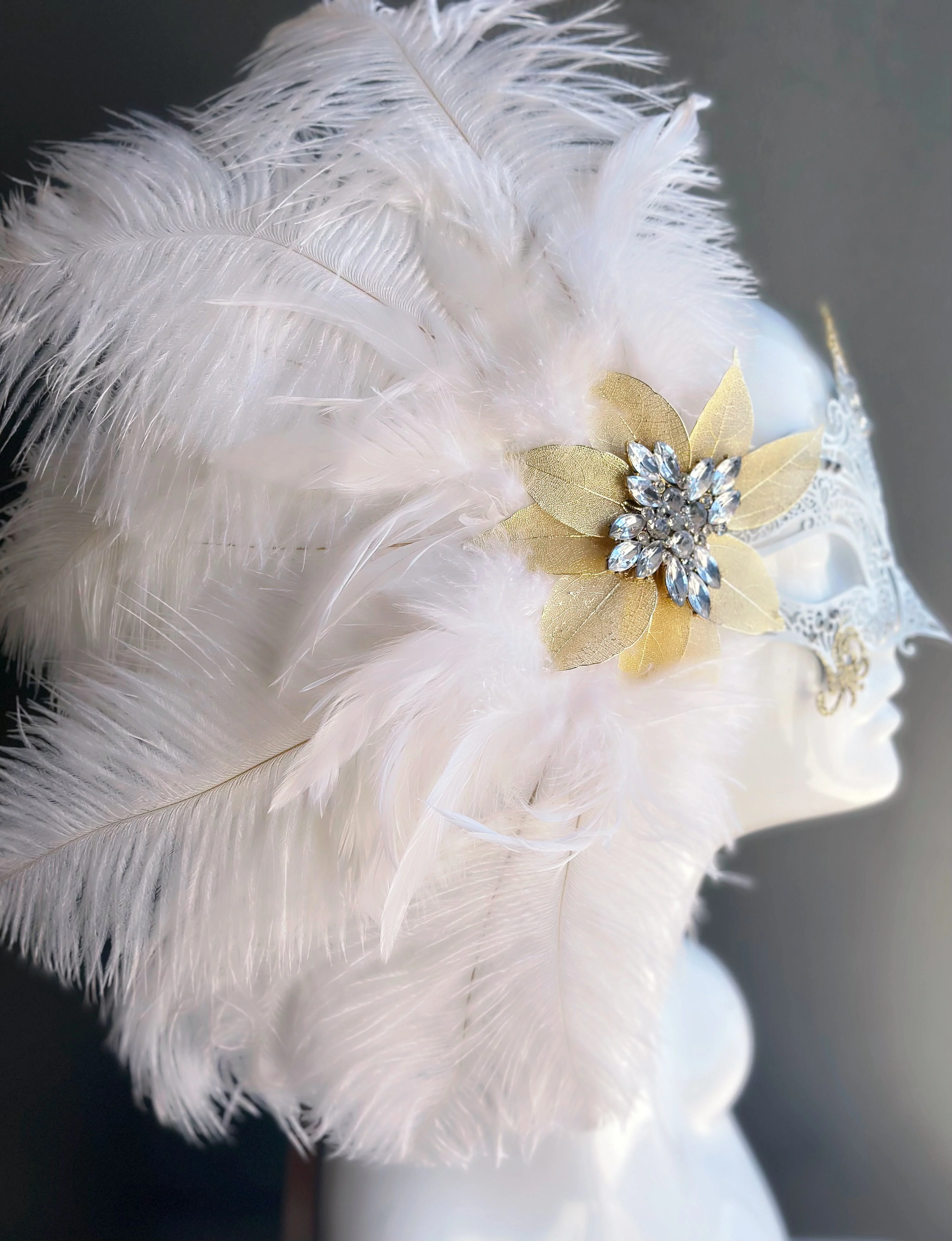 Frosted Gala - White Feather Metal Mask - Image 6