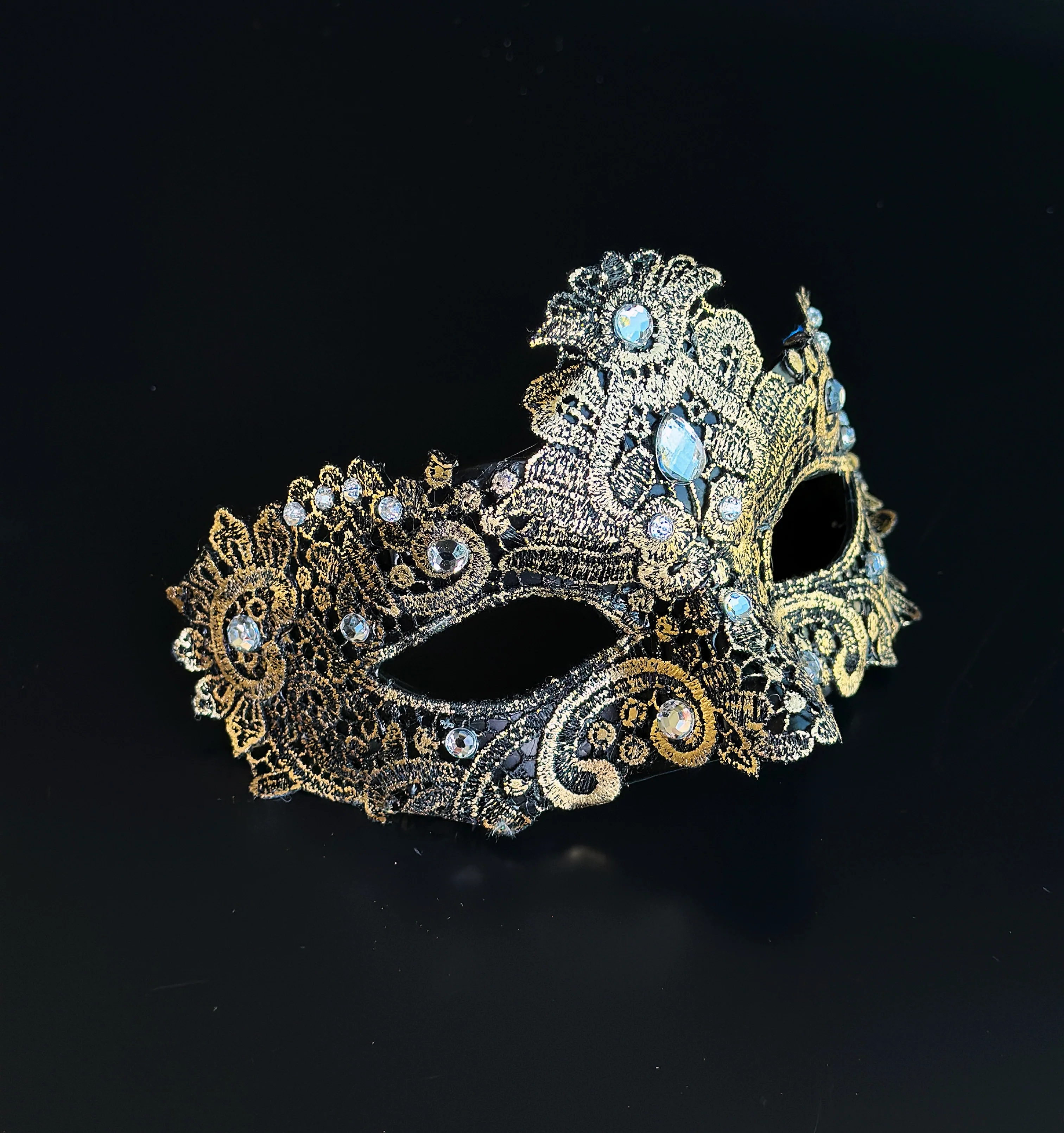 Brocade Noir - Black & Gold