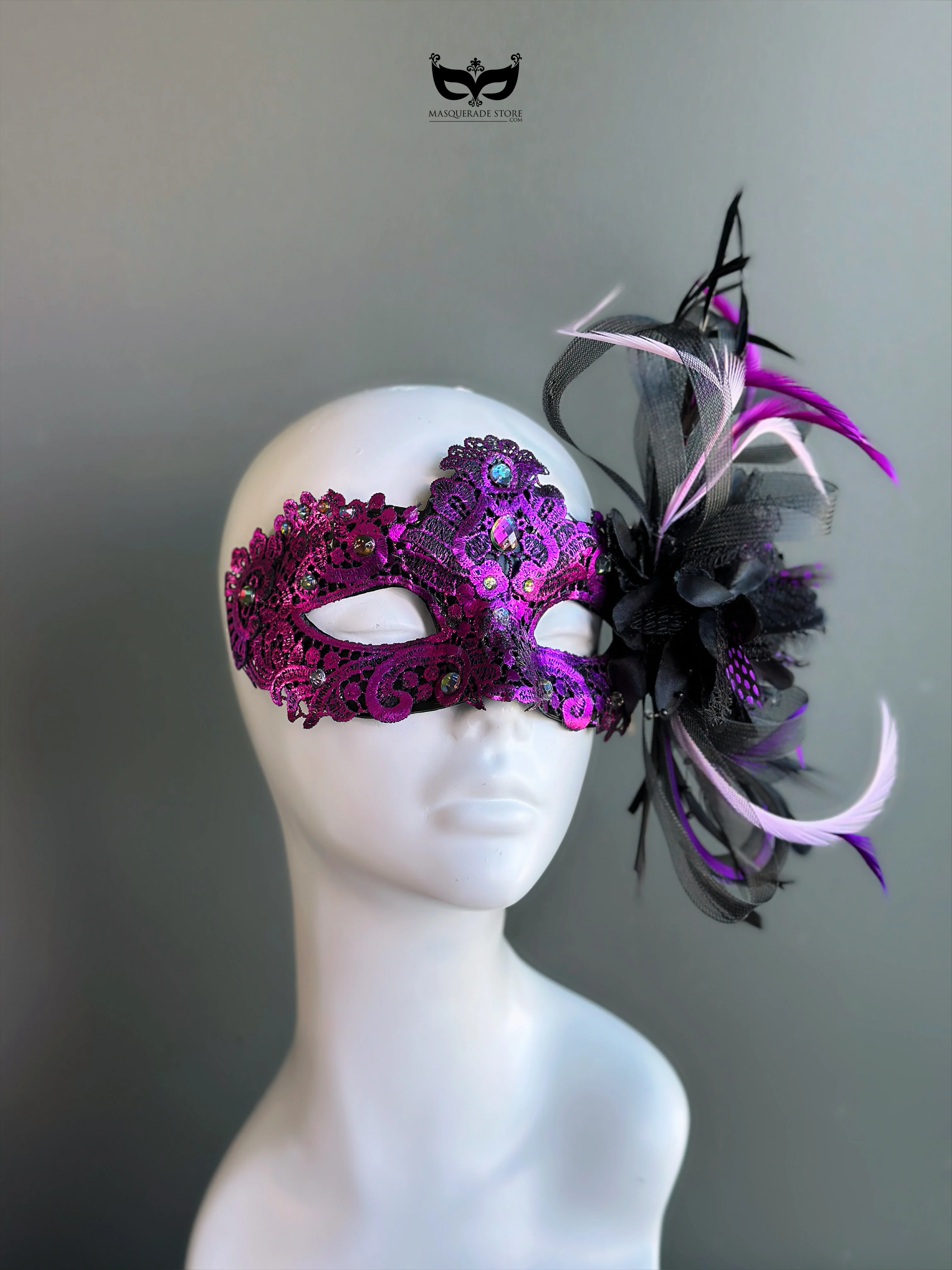 Macrame  Mask - Purple/Black - Image 5