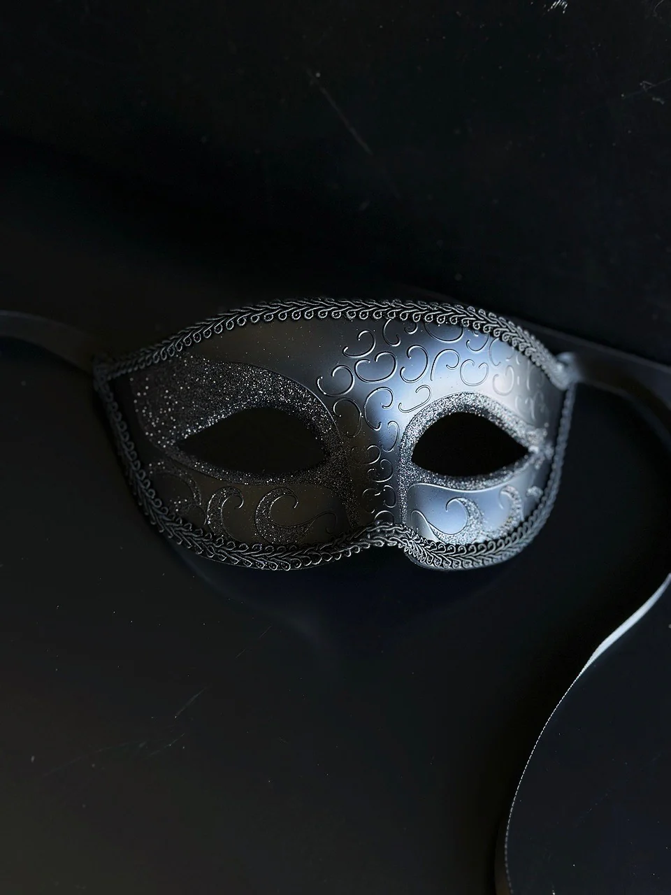 The Midnight Feather Set - Image 2
