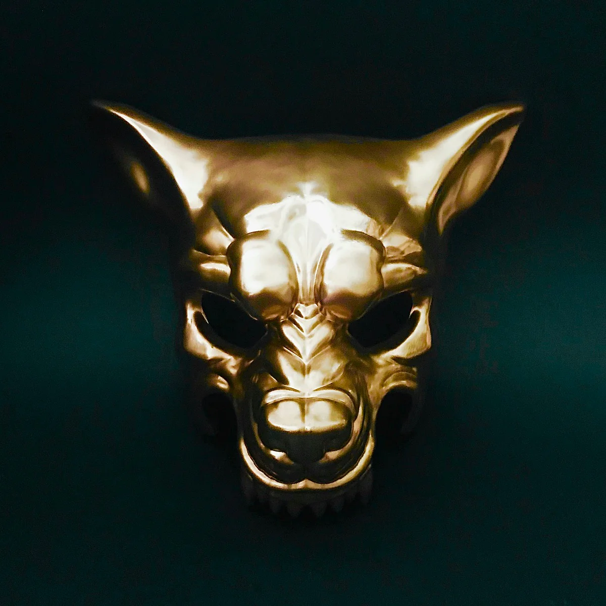 Angry Wolf - Gold