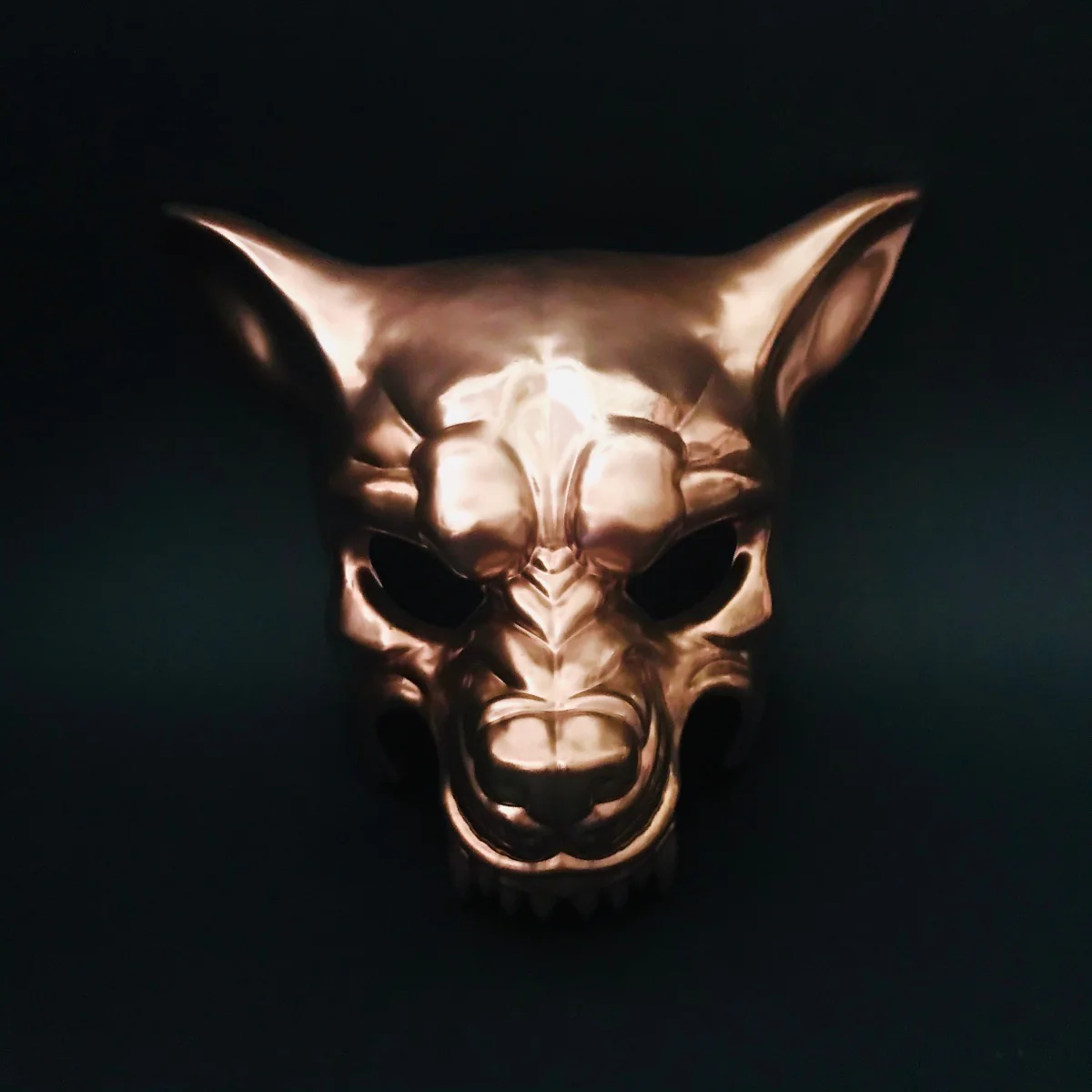 Angry Wolf - Gold - Image 2