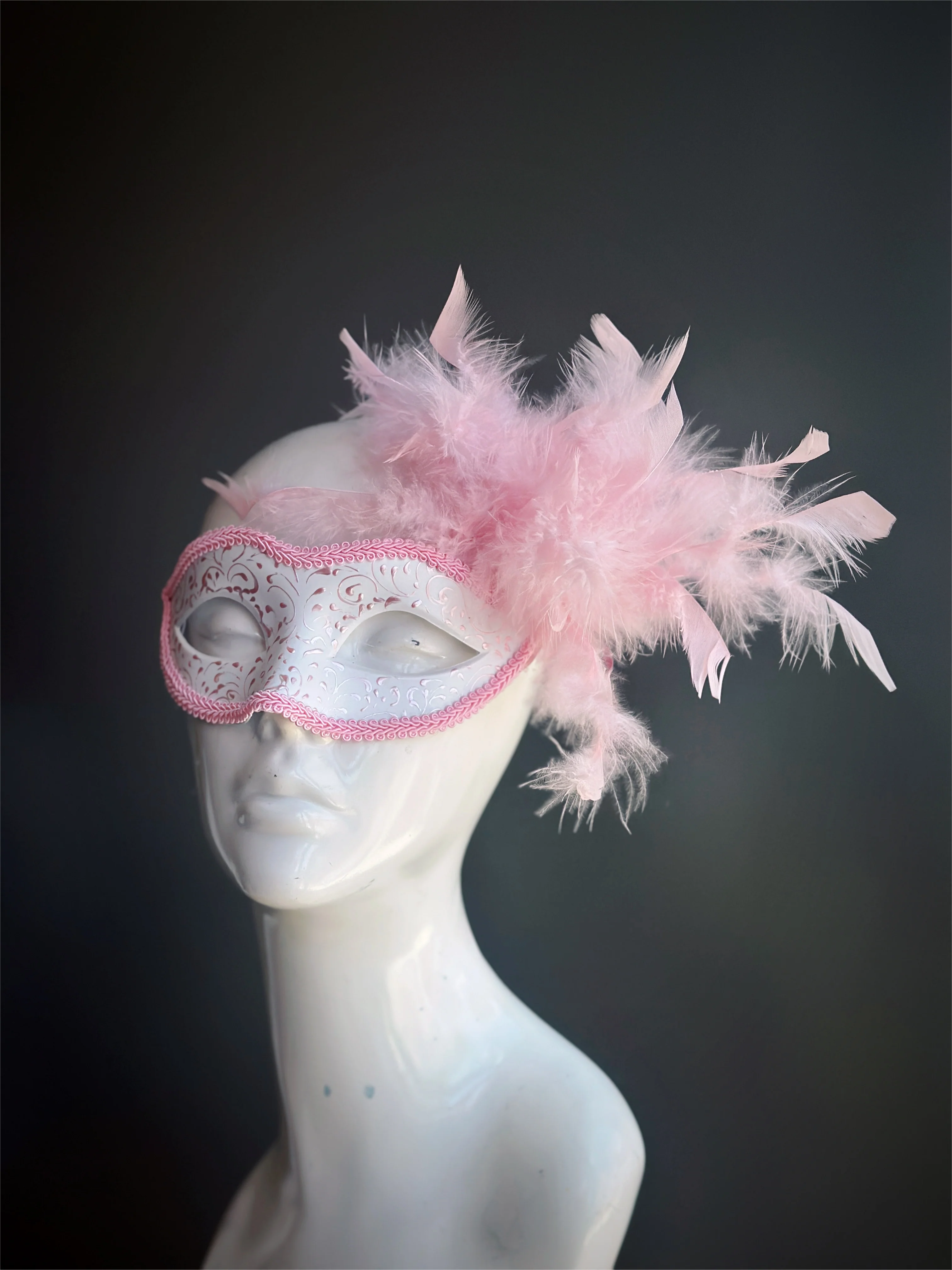 Grace Filigree Mask - Pink Feathers - Image 3