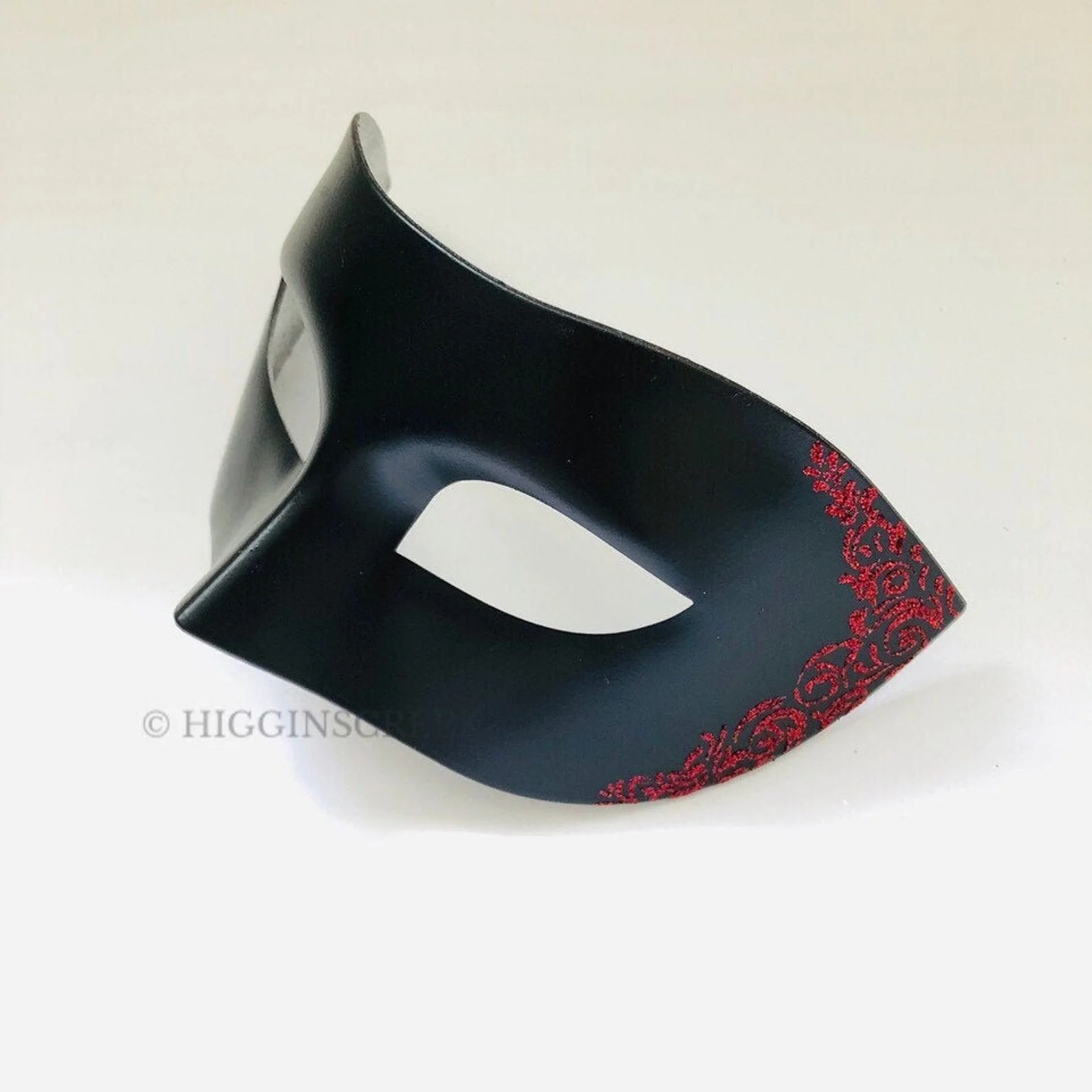Venetian Red Filigree Mask - Black - Image 5