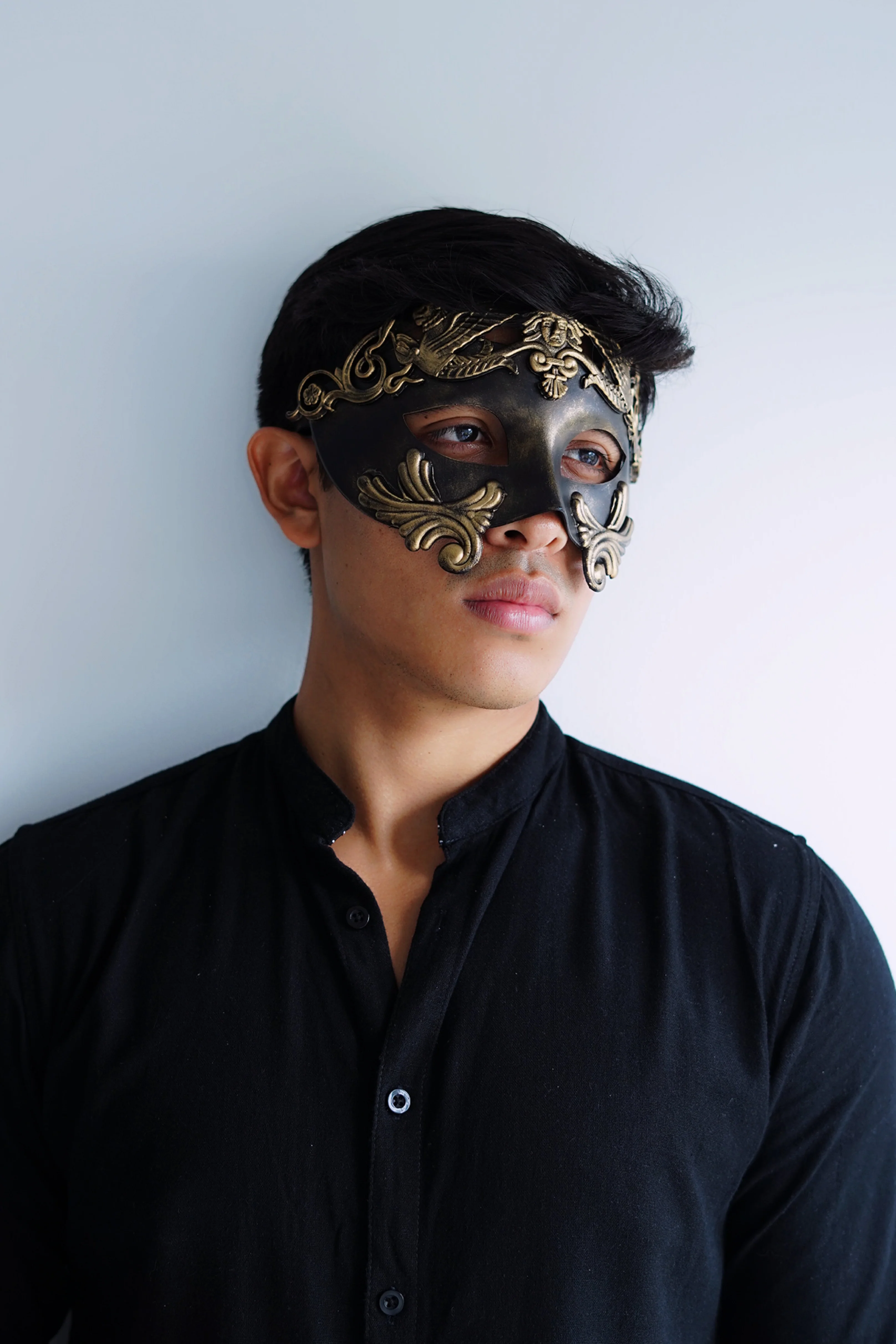 Gladiator Mask - Gold/Black - Image 4
