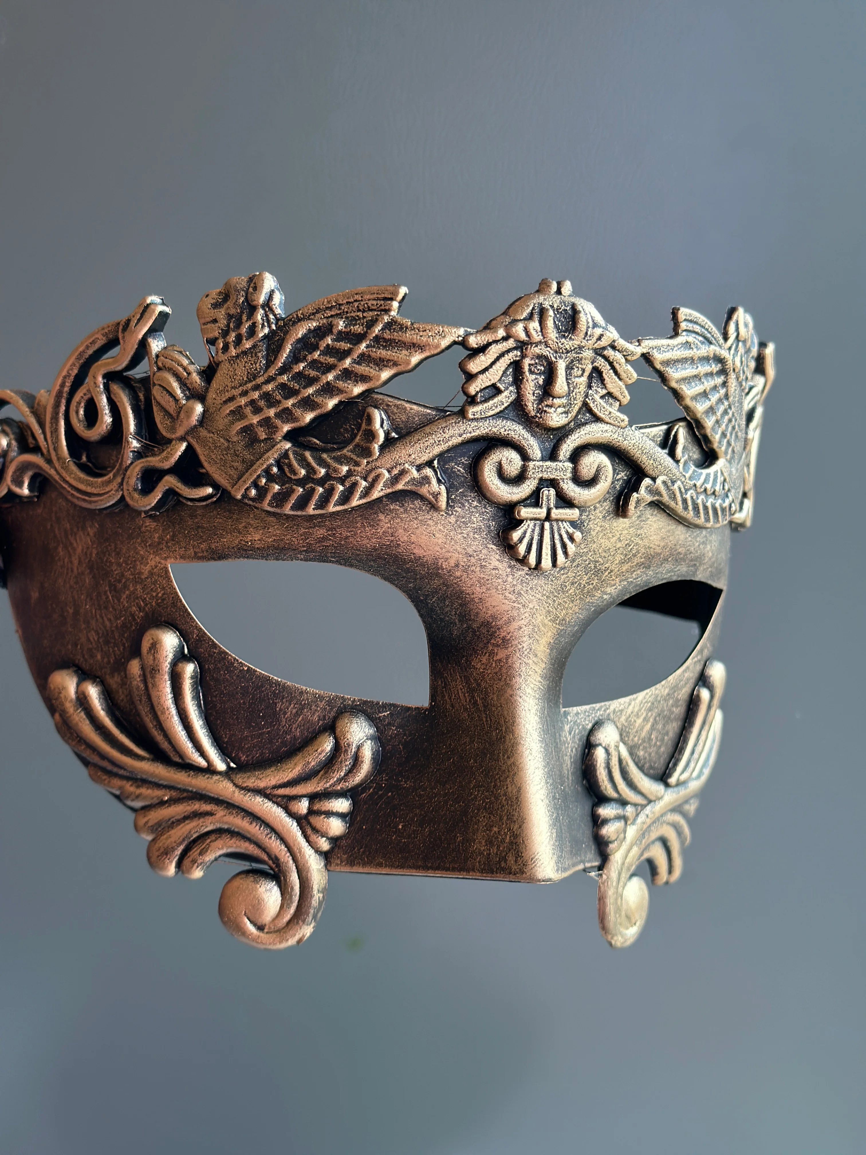 Gladiator Mask - Gold/Black - Image 5