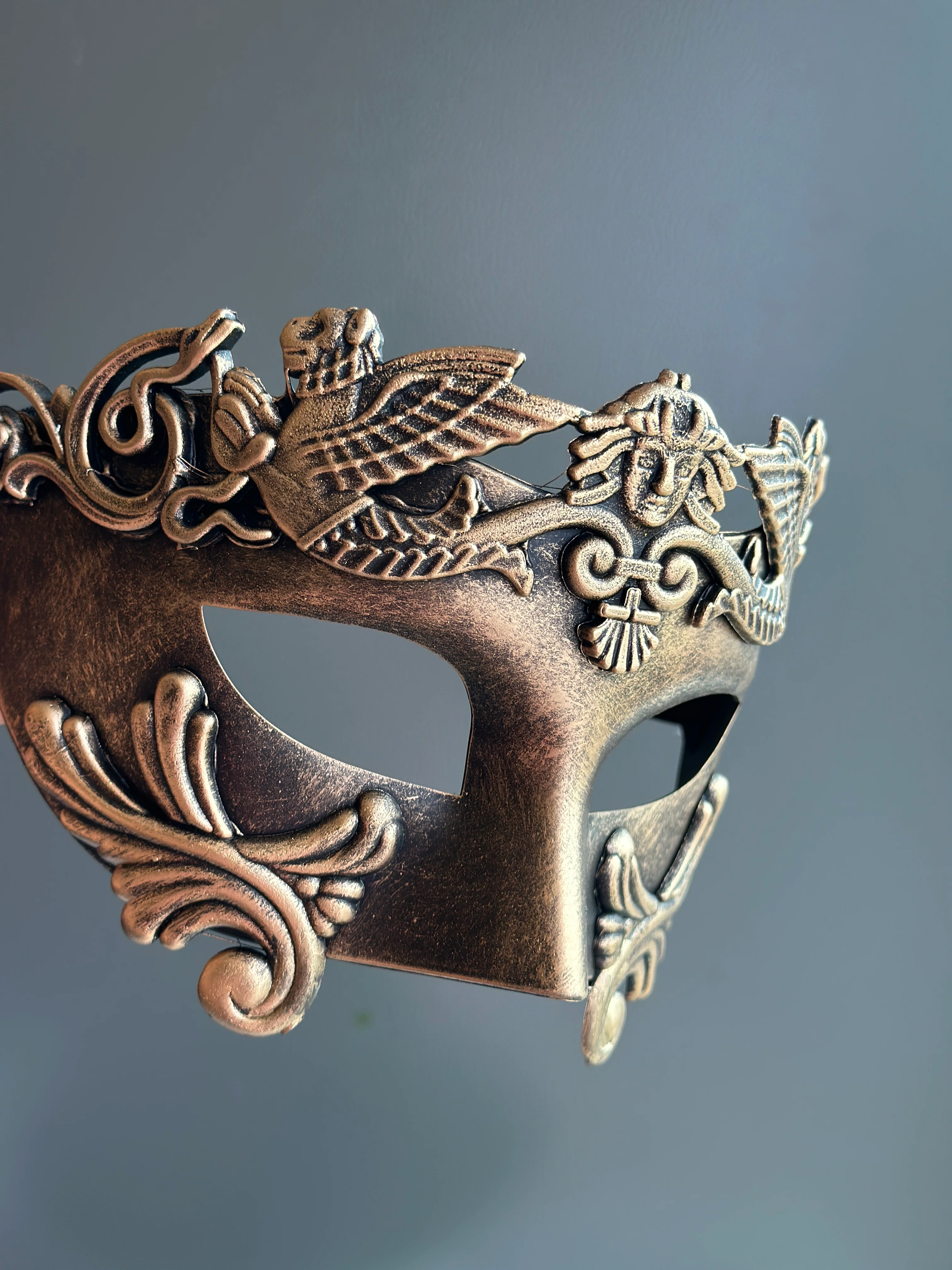 Gladiator Mask - Gold/Black - Image 7