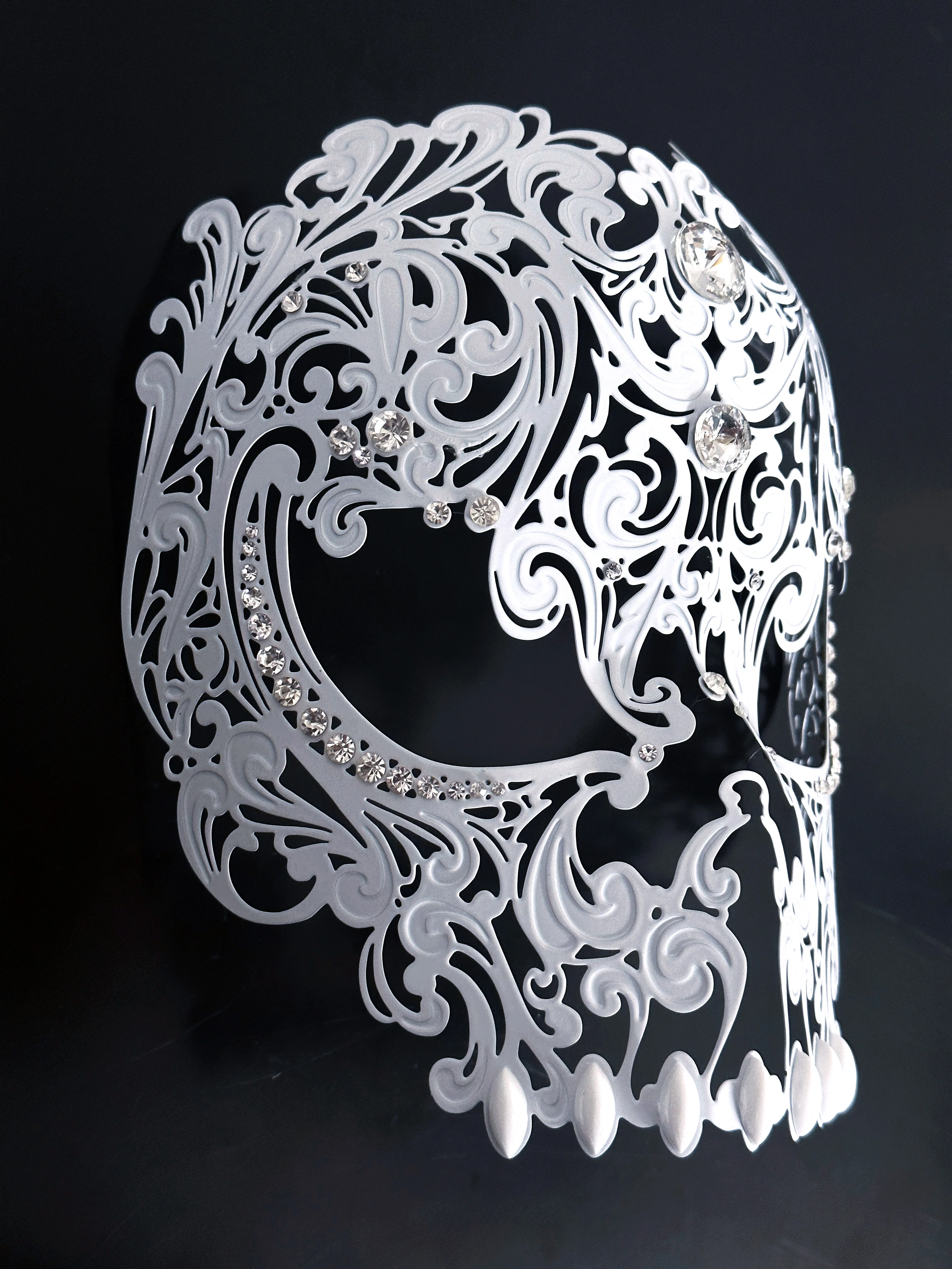 Metal Skull Mask - White - Image 3