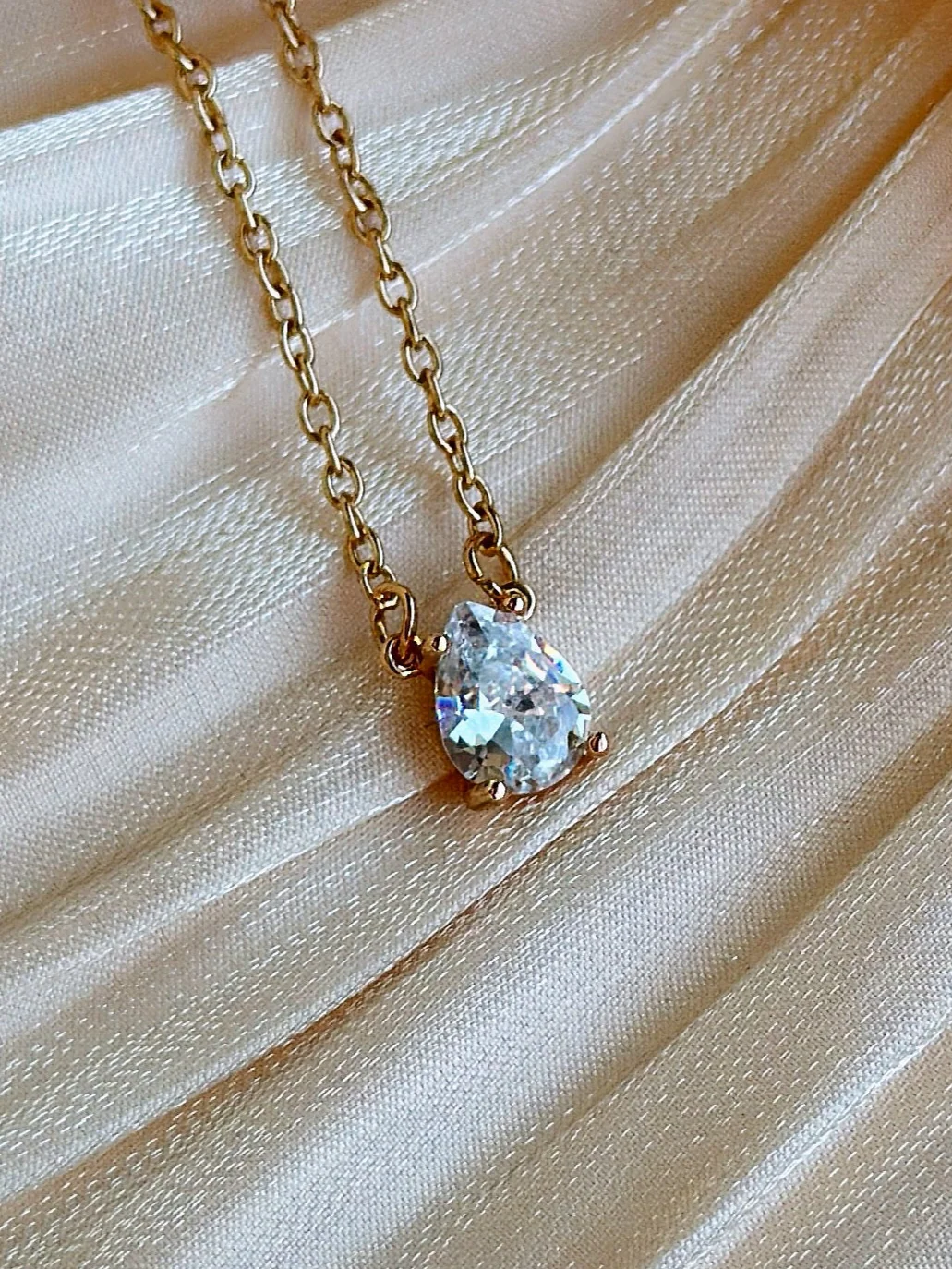 Frozen Tear - Necklace (Gold) - Image 2